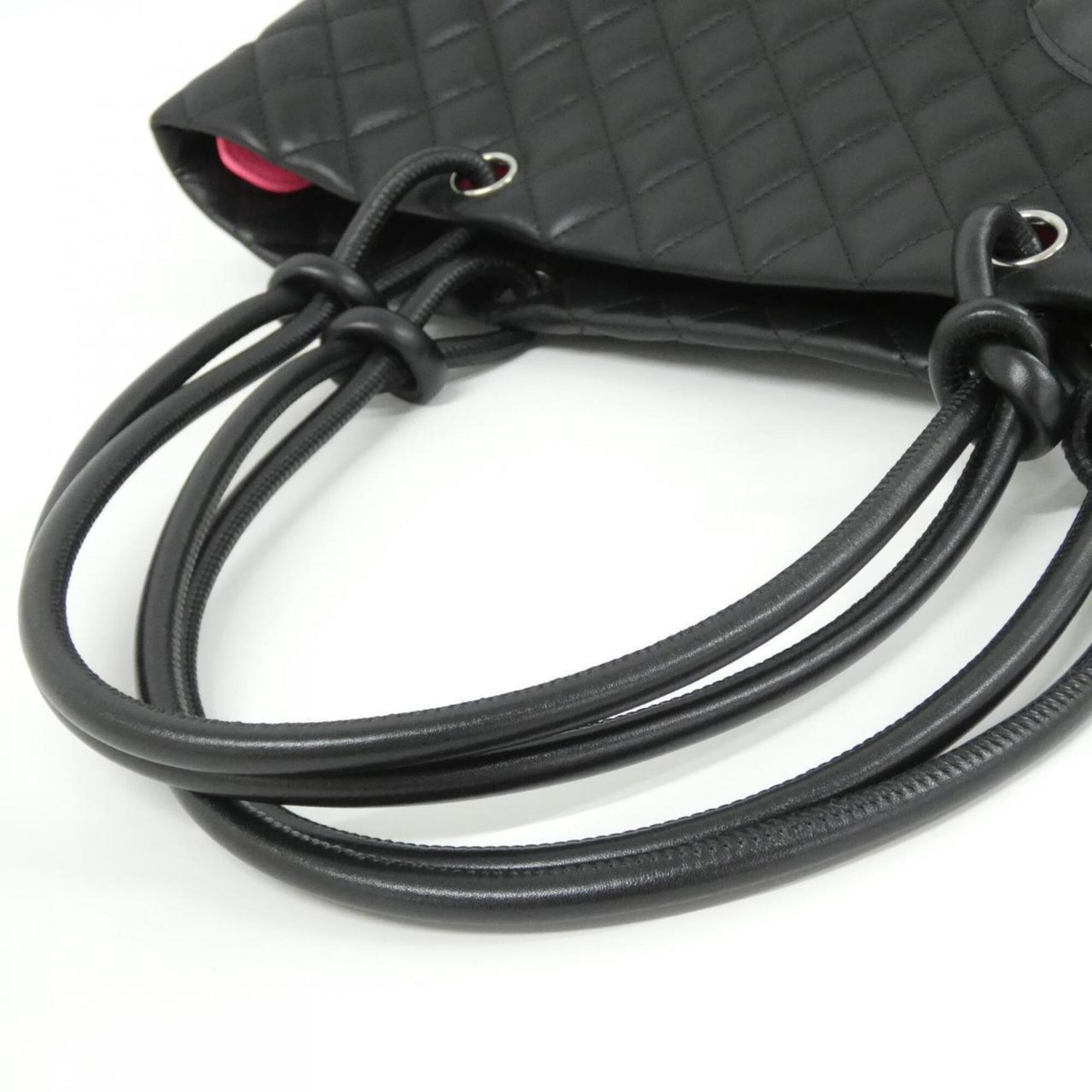 Chanel Black Leather Handbag (Pre-Owned)