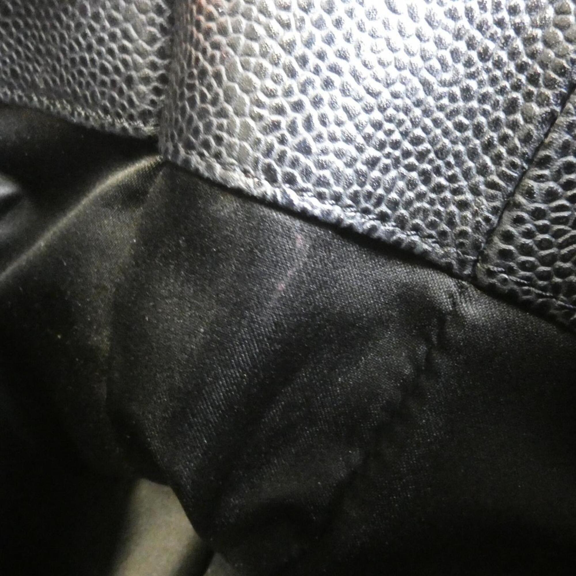 Chanel Black Grained Calfskin Shoulder Bag (Pre-Owned)