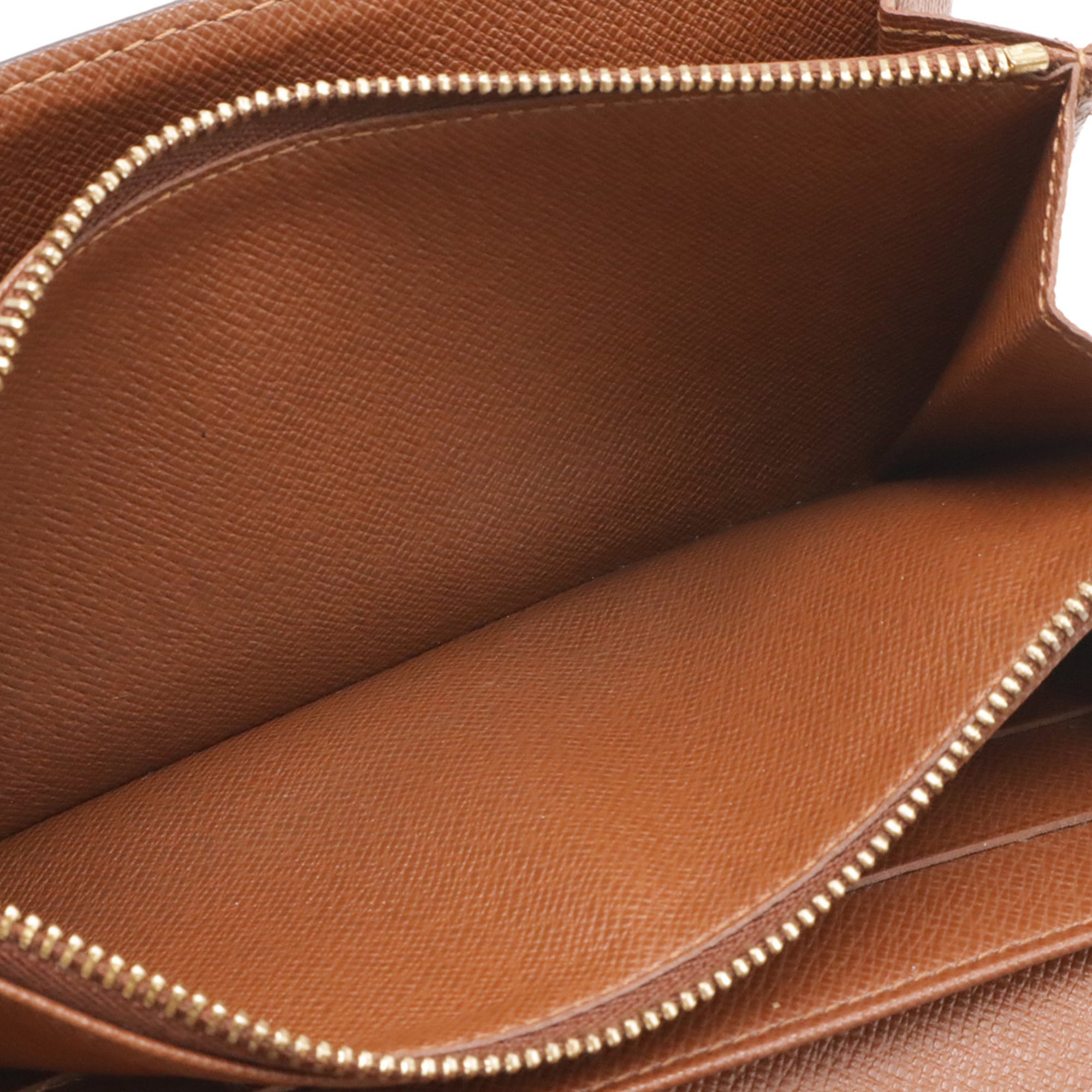 Louis Vuitton Monogram Brown Monogram Long Wallet (Bi-Fold) (Pre-Owned)