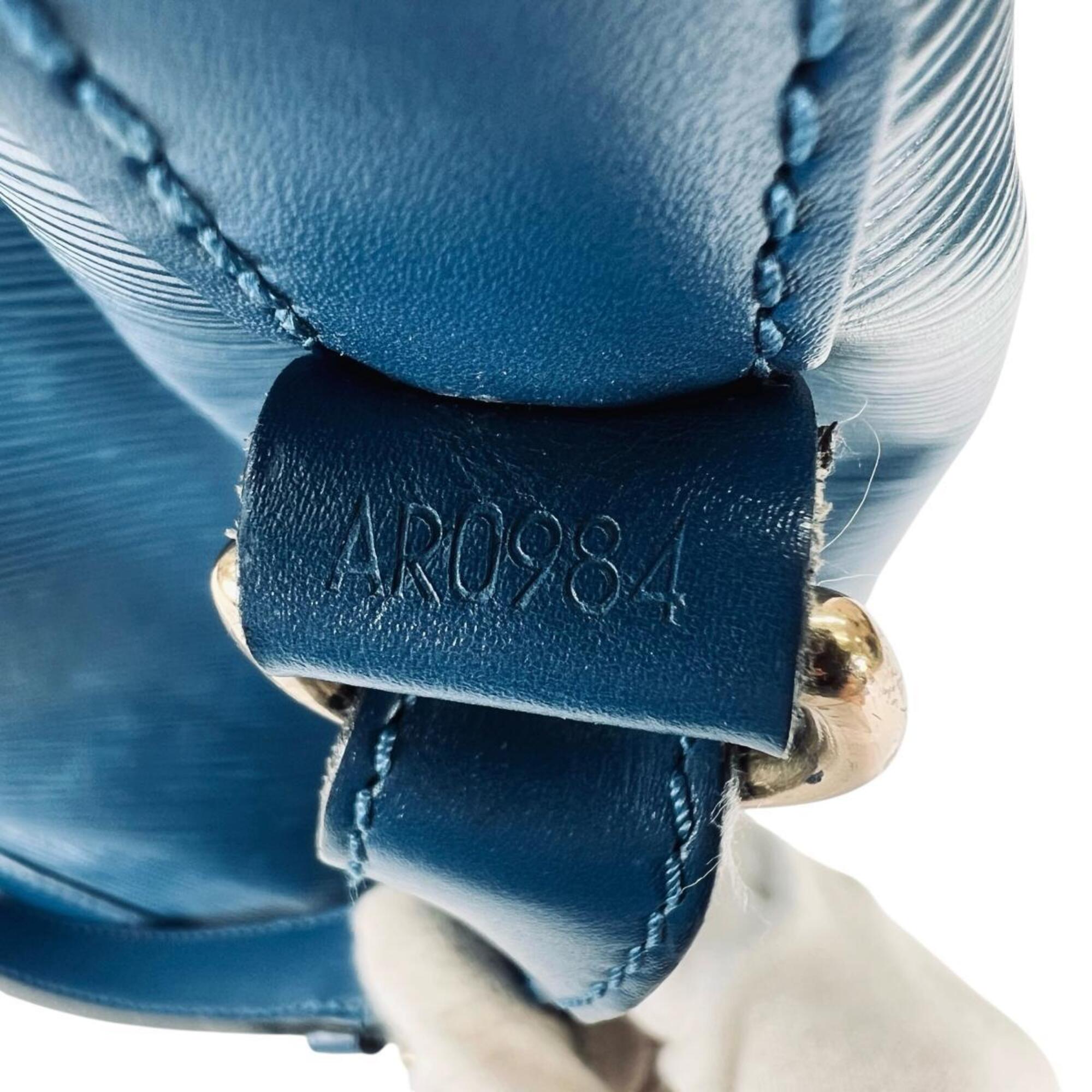 Louis Vuitton Toledo Blue Epi Leather Shoulder Bag (Pre-Owned)