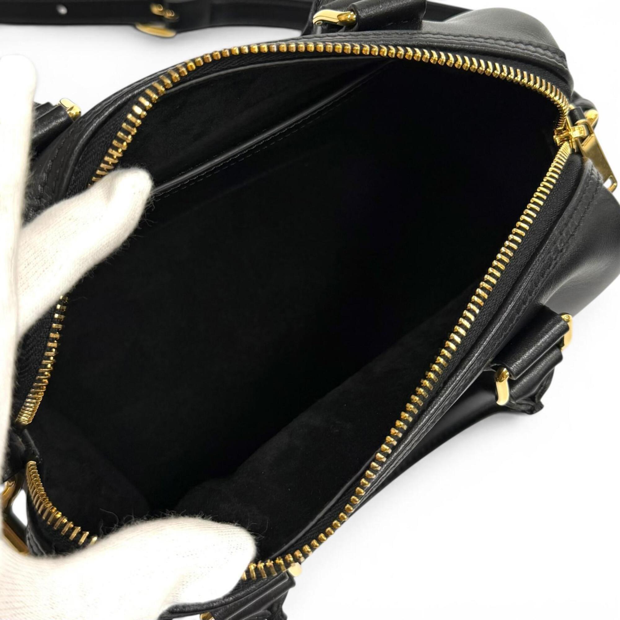 Celine Black Leather Shoulder Bag (Pre-Owned)