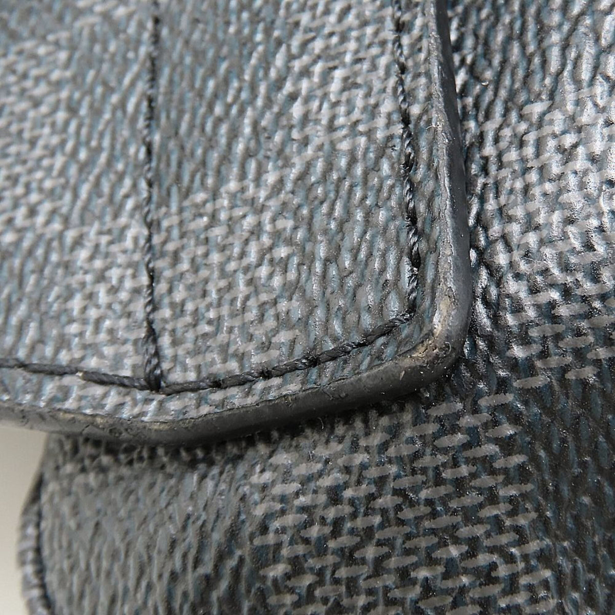 Louis Vuitton Damier Graphite Black Gray Damier Graphite Sling Bag (Pre-Owned)