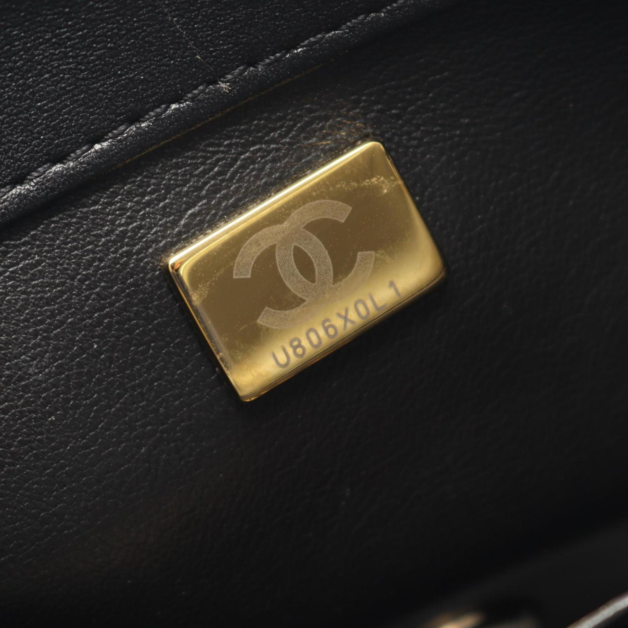 Chanel Black Leather Handbag Shoulder Bag (Pre-Owned)