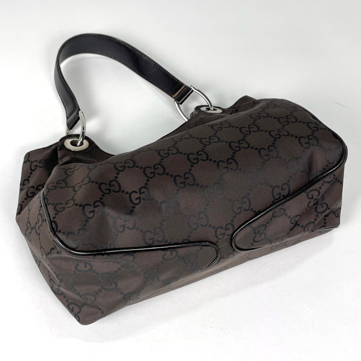 Gucci Brown Nylon Leather Shoulder Bag (Pre-Owned)