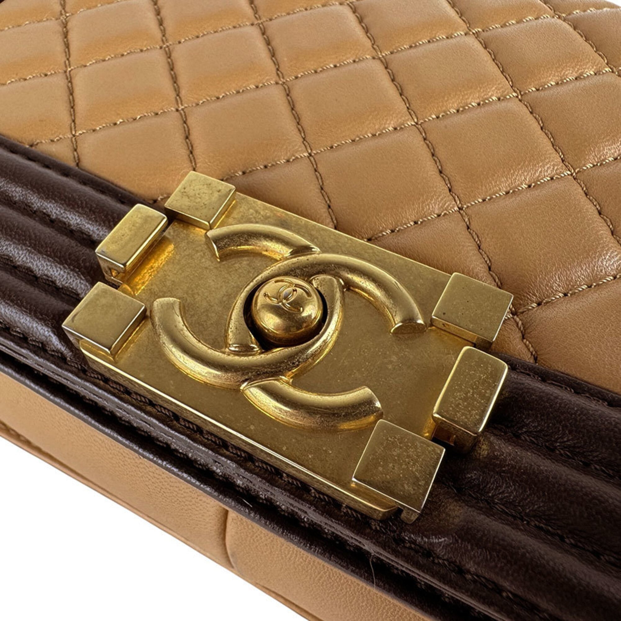 Chanel Beige Brown Leather Shoulder Bag (Pre-Owned)