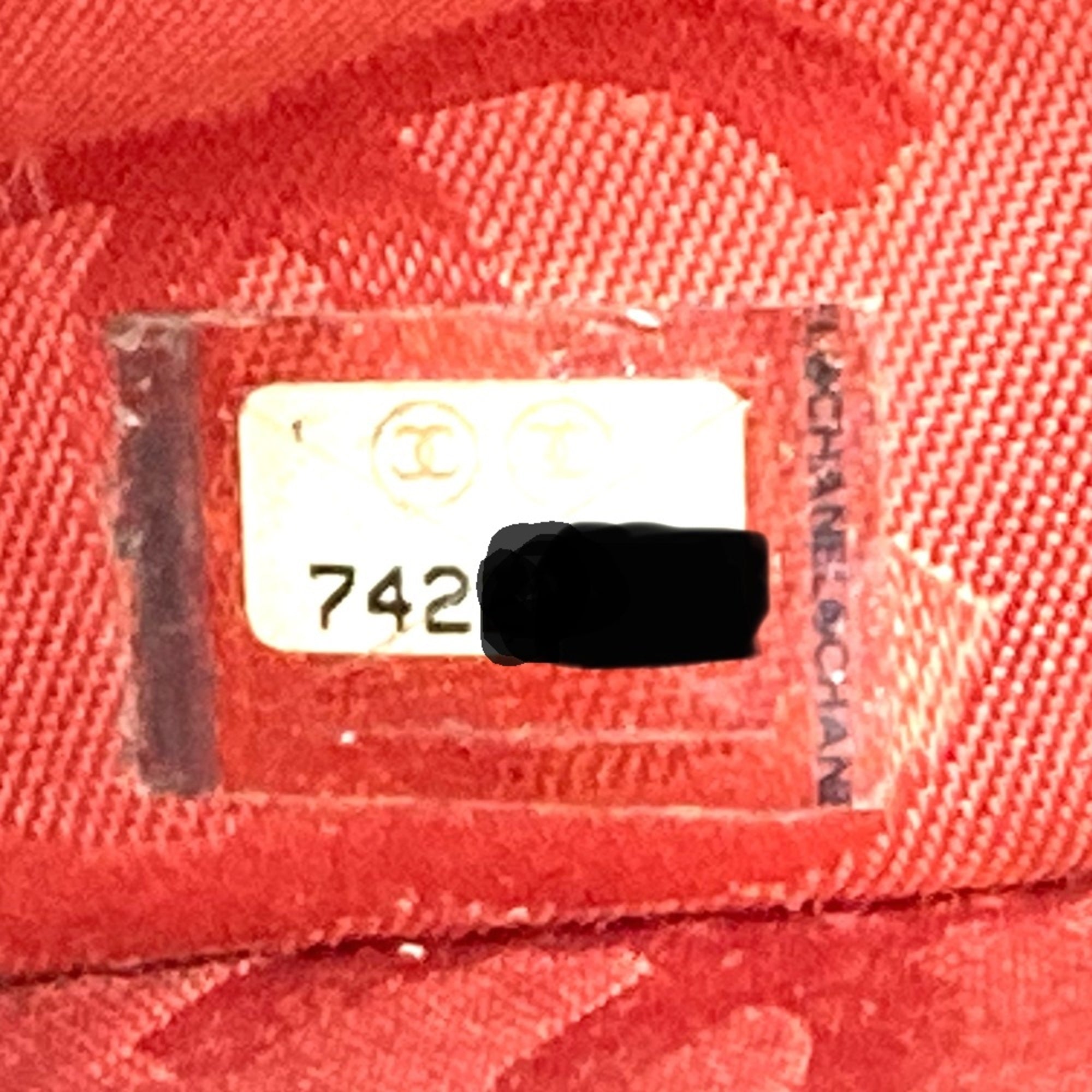 Chanel Red Leather Tote Bag (Pre-Owned)