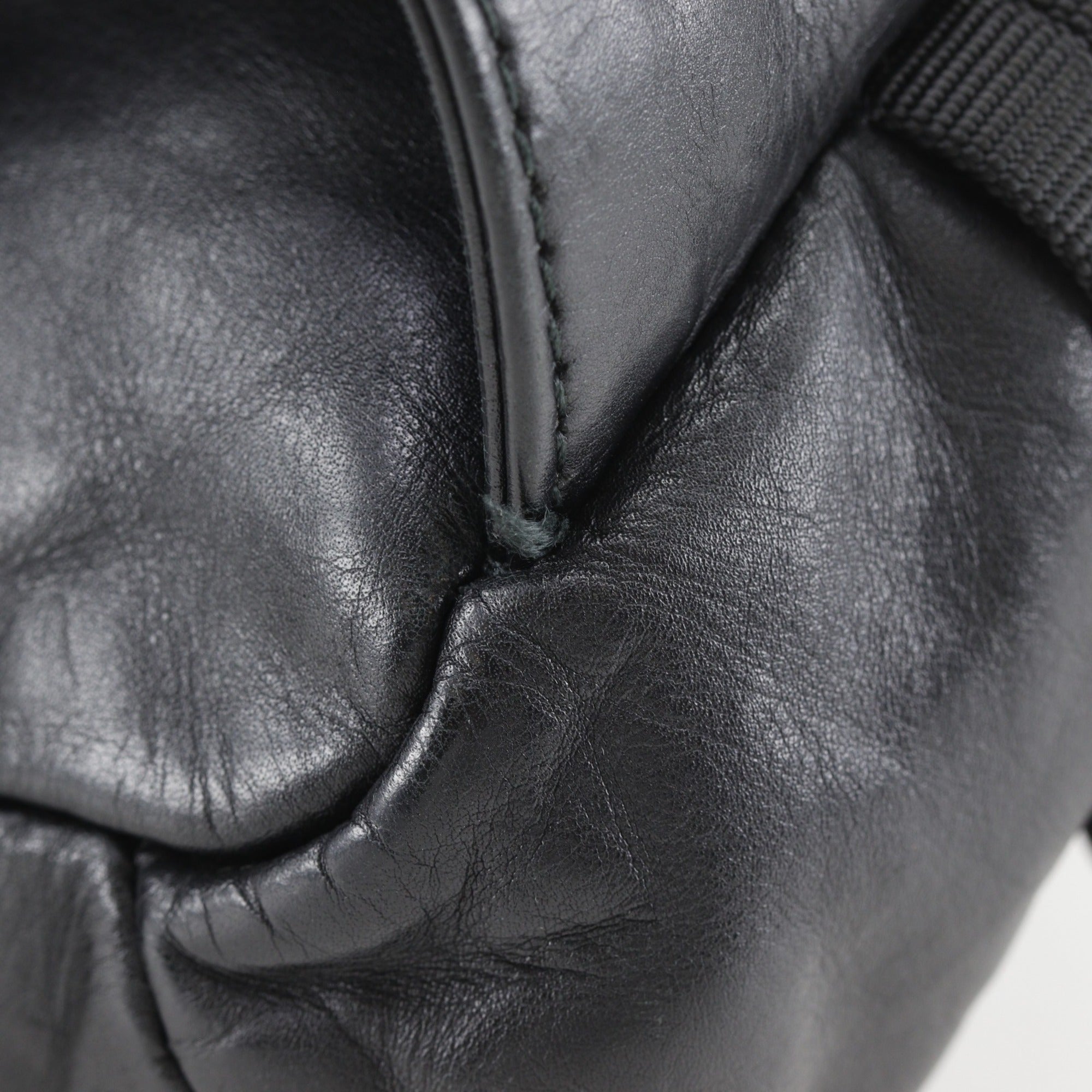 Bottega Veneta Intrecciato Black Leather Fanny Pack (Pre-Owned)