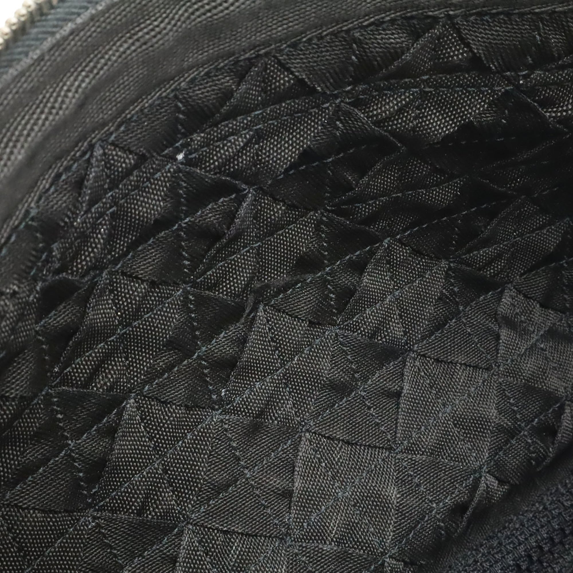 Bottega Veneta Intrecciato Black Canvas Shoulder Bag (Pre-Owned)