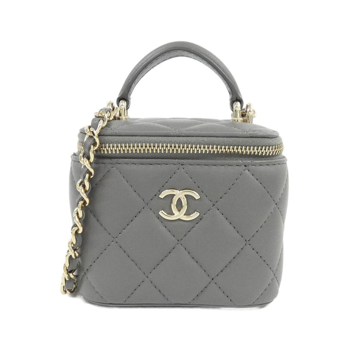 Chanel Gray Leather Handbag (Pre-Owned)