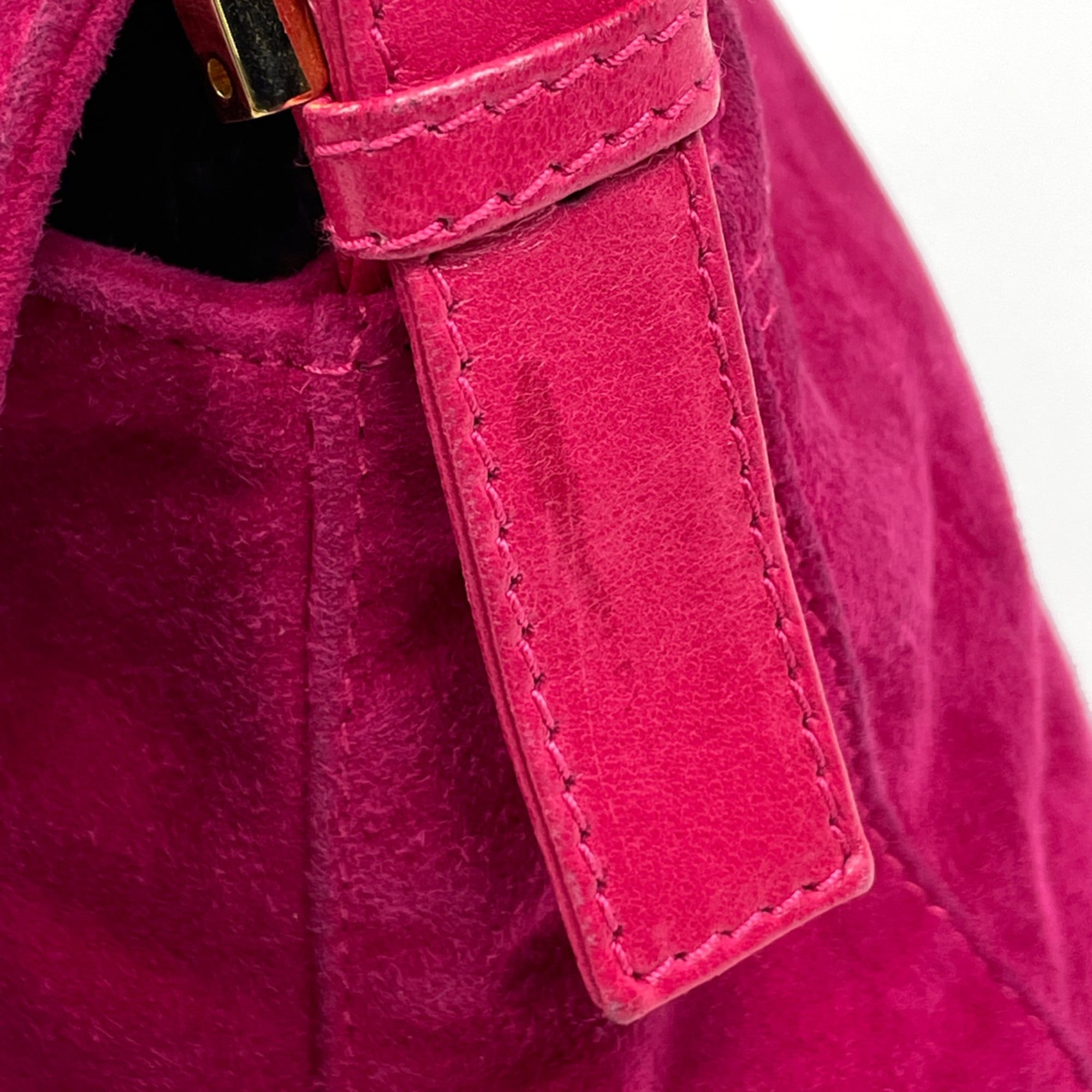 Fendi Pink Suede Leather Shoulder Bag (Pre-Owned)