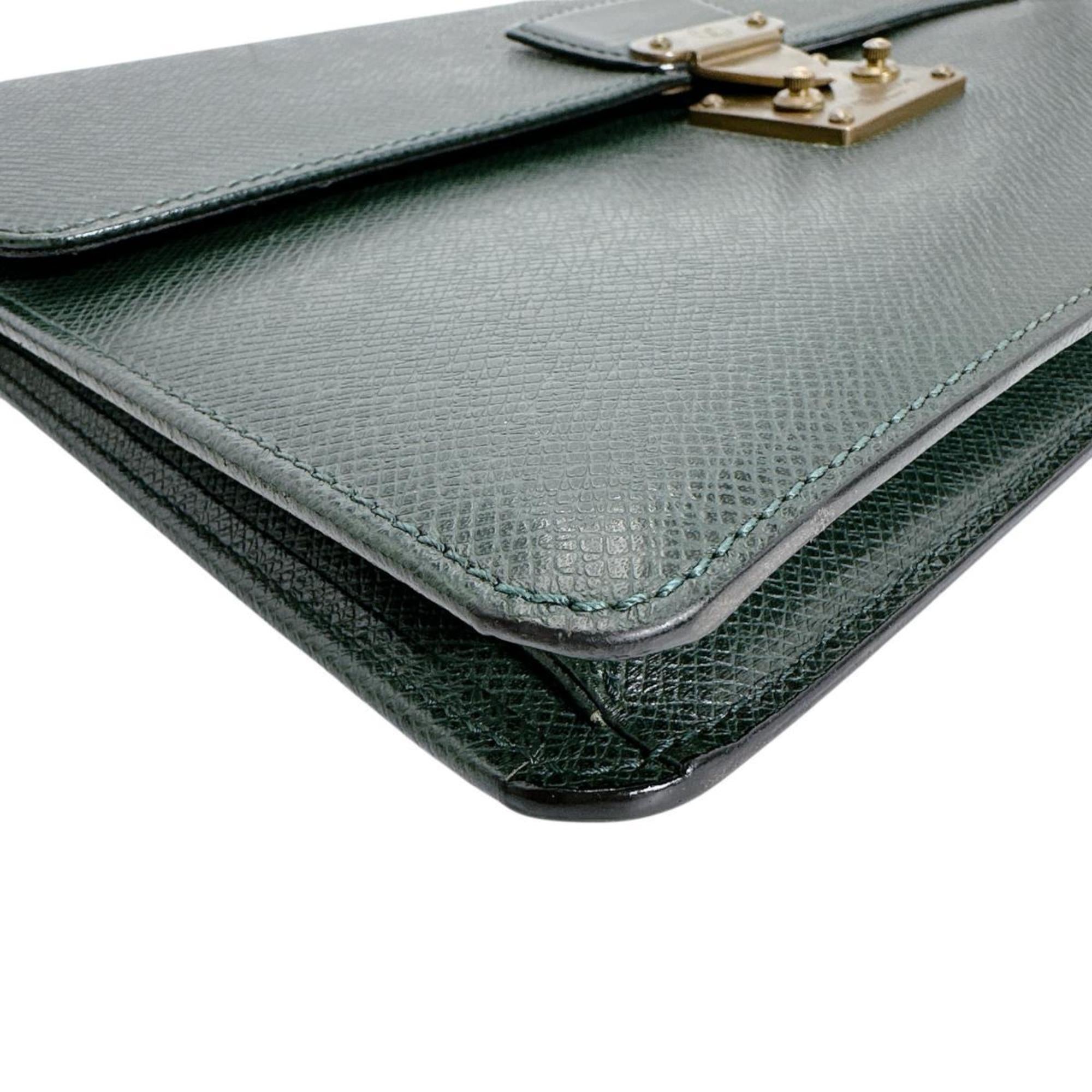 Louis Vuitton Episea Green Taiga Leather Clutch Bag (Pre-Owned)