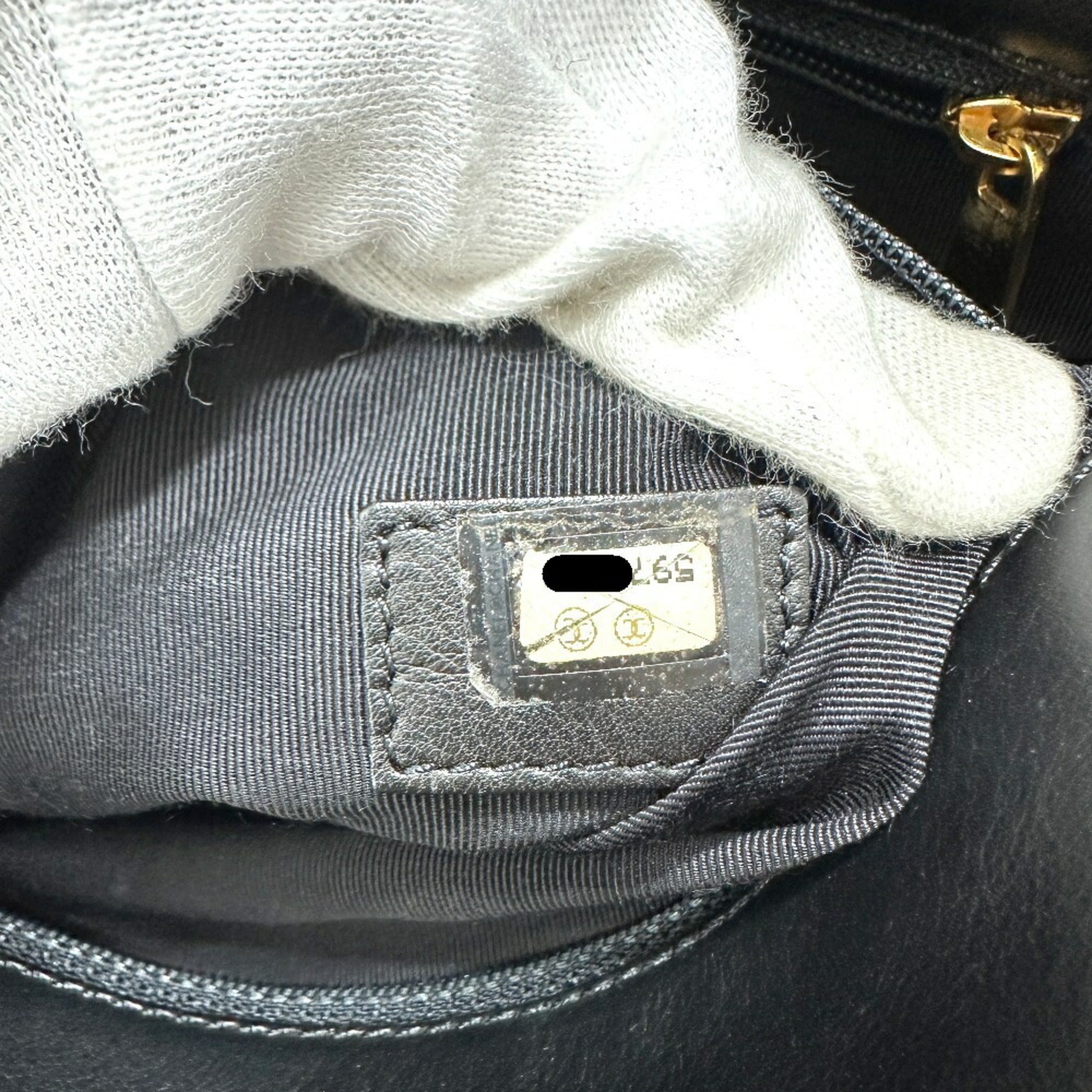 Chanel Black Leather Shoulder Bag Tote Bag (Pre-Owned)