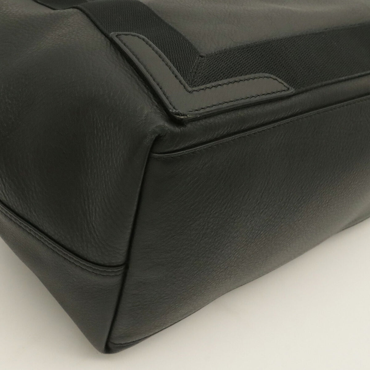 Balenciaga Black Leather Pouch Shoulder Bag Tote Bag (Pre-Owned)