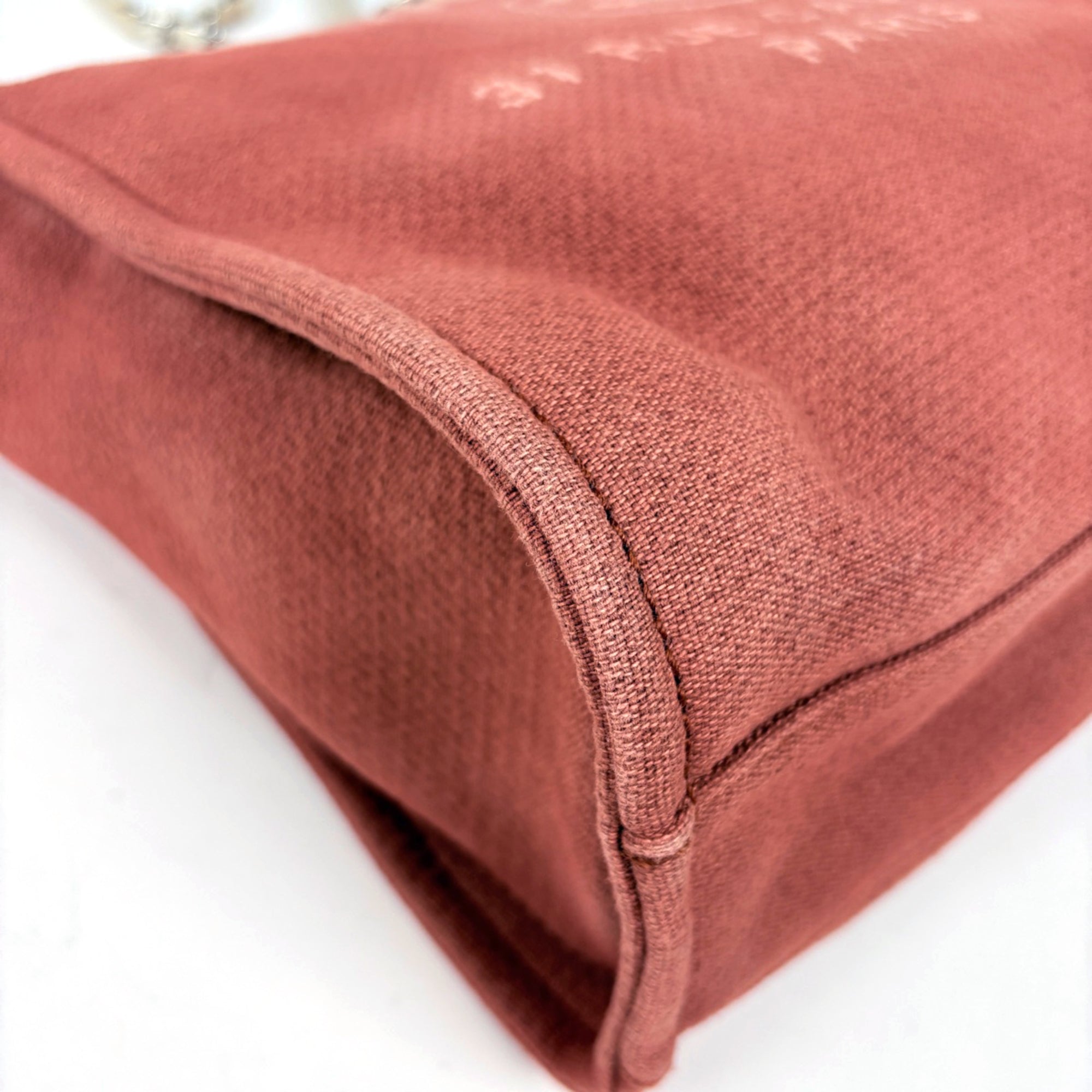 Chanel Red Color Canvas Tote Bag (Pre-Owned)