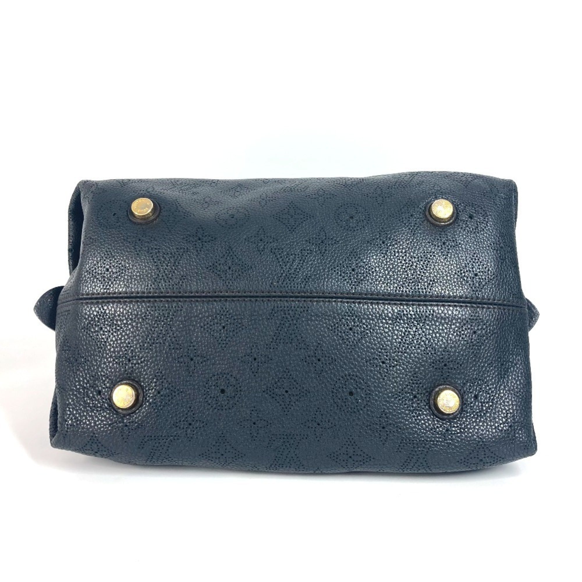 Louis Vuitton Mahina Black Noir Mahina Leather Shoulder Bag (Pre-Owned)