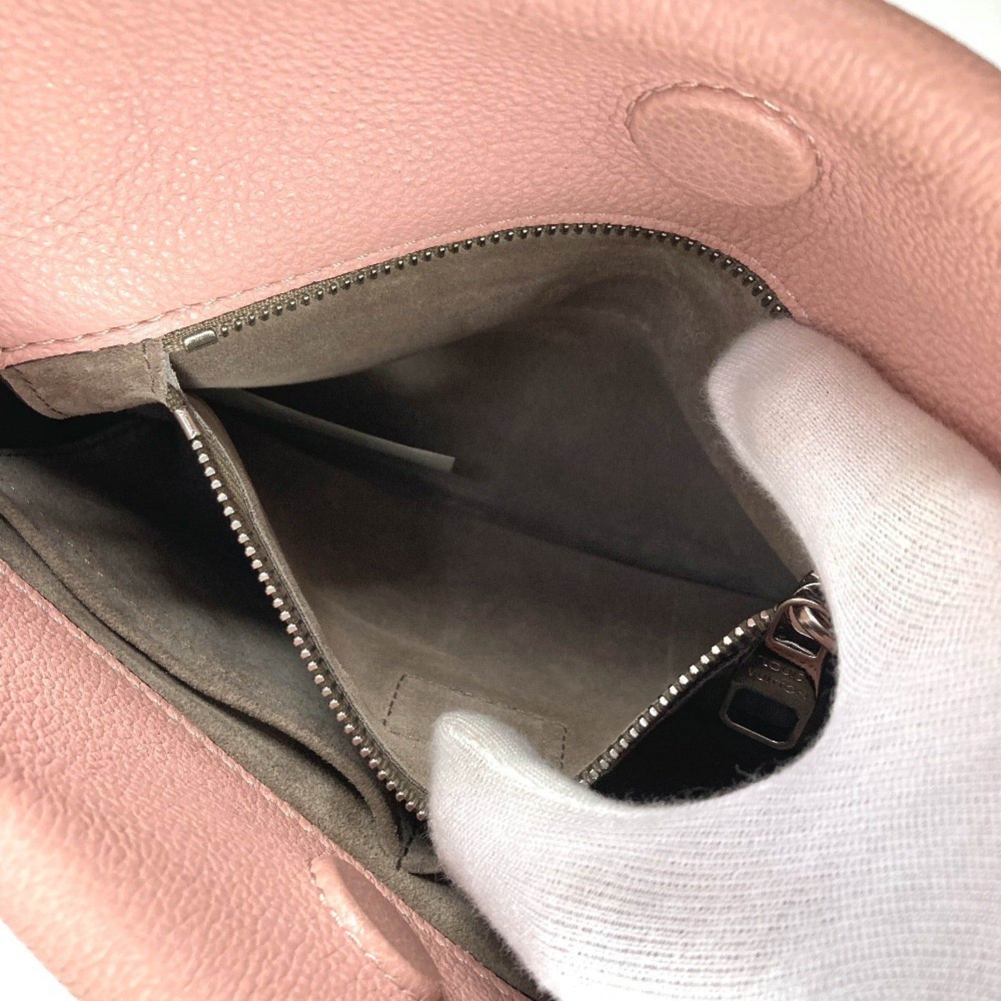 Louis Vuitton Magnolia Pink Leather Handbag Shoulder Bag Tote Bag (Pre-Owned)