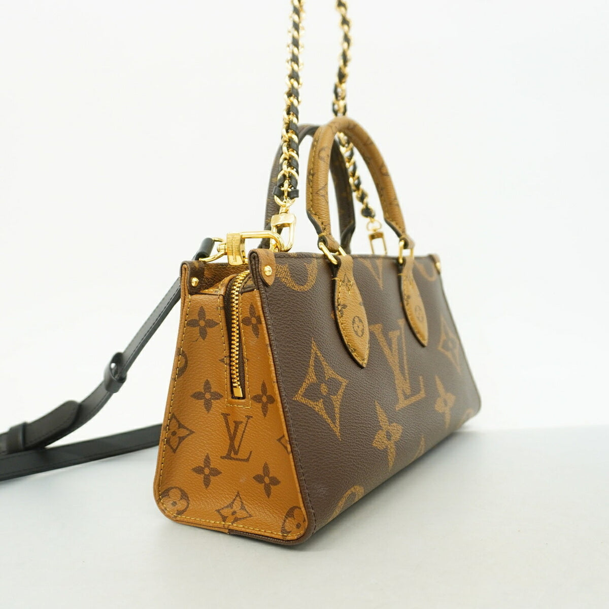 Louis Vuitton Brown Handbag (Pre-Owned)