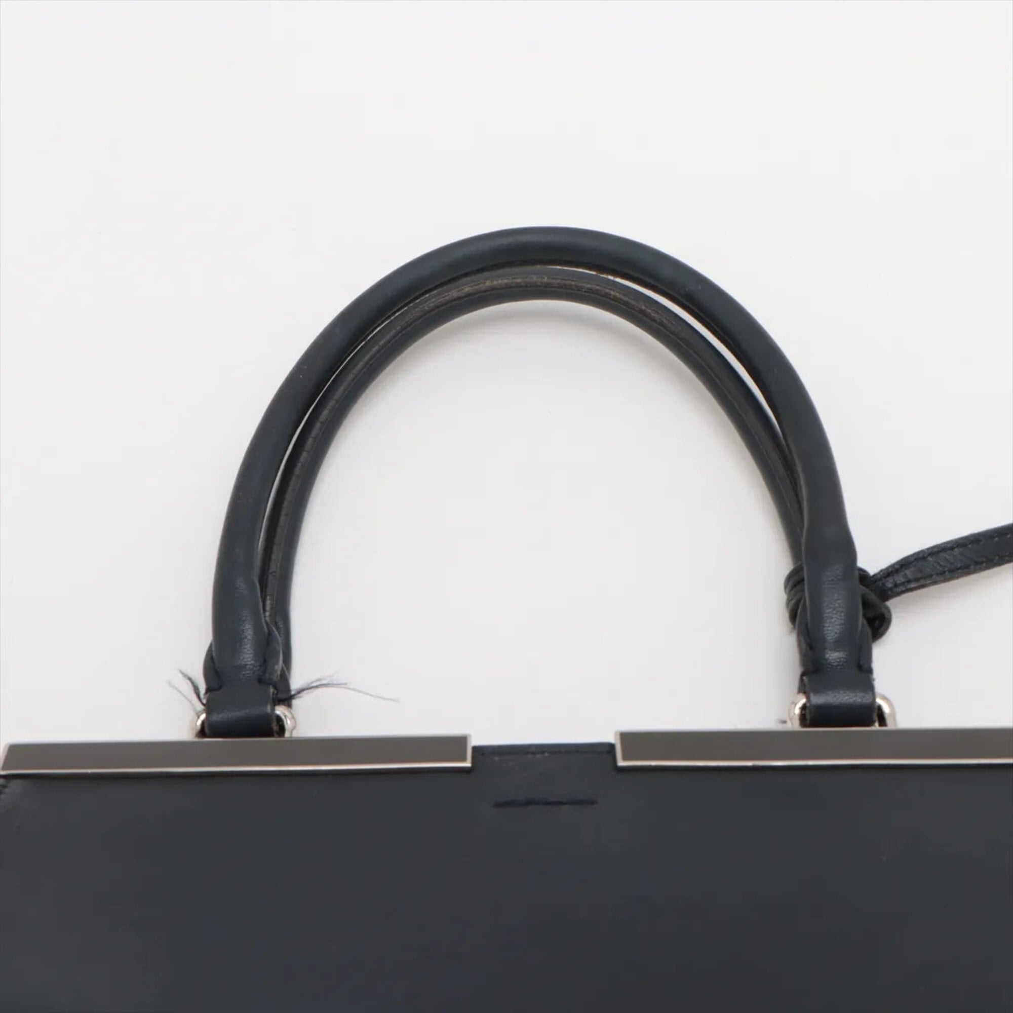 Fendi Black Leather Handbag Tote Bag (Pre-Owned)