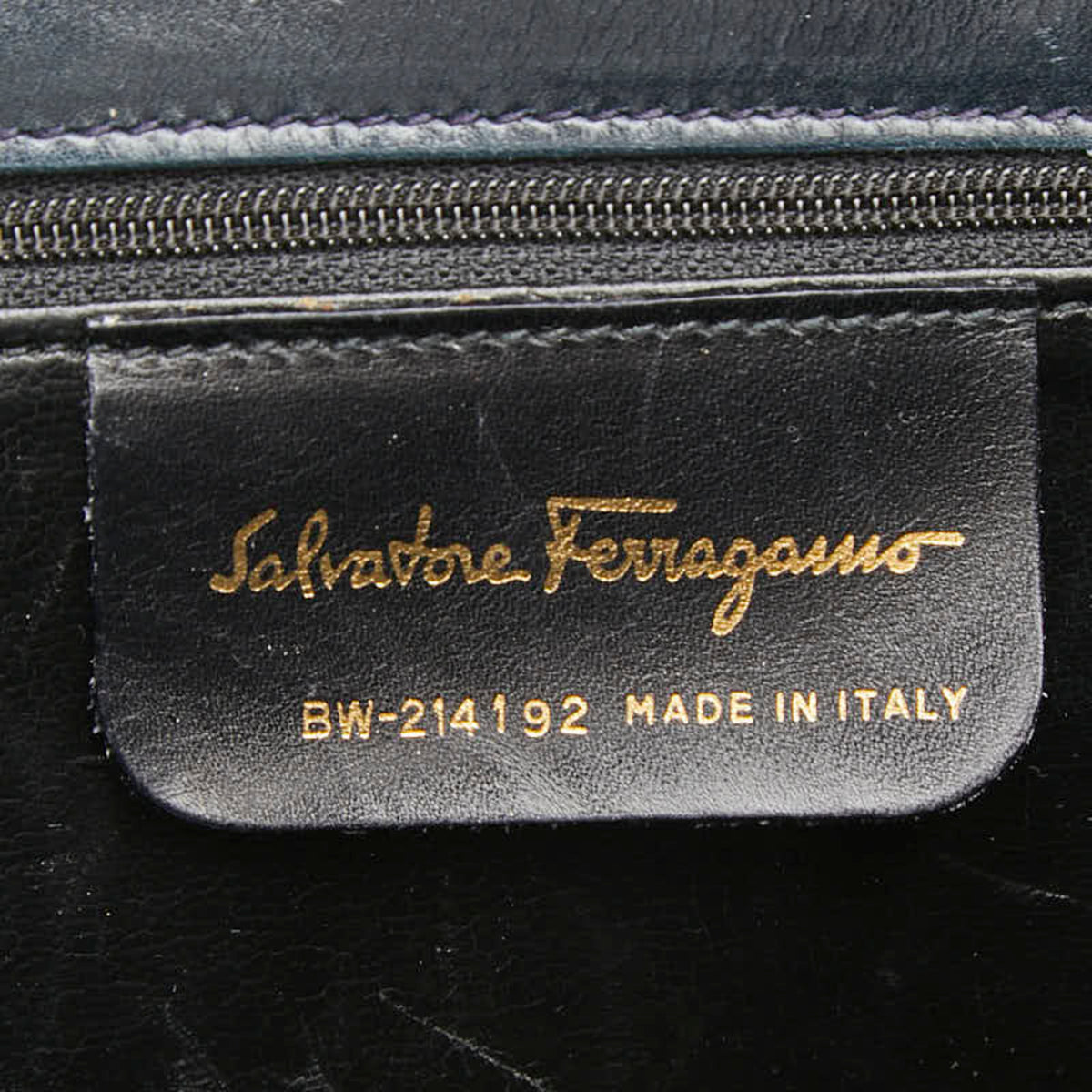 Salvatore Ferragamo Navy Leather Handbag Shoulder Bag (Pre-Owned)