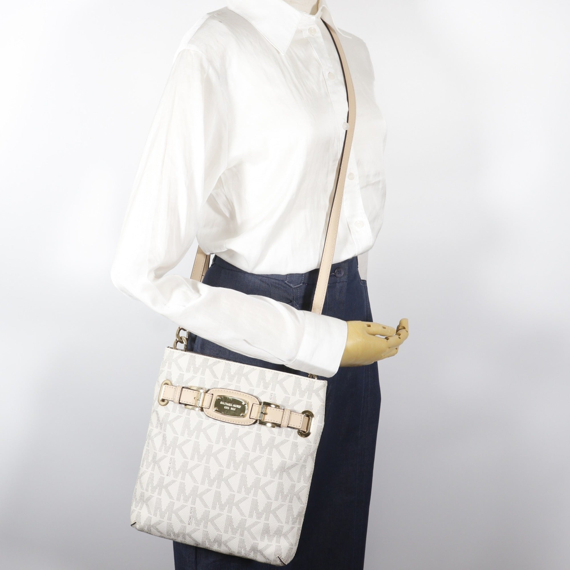 Michael Kors Off-White White Pvc Shoulder Bag (Pre-Owned)