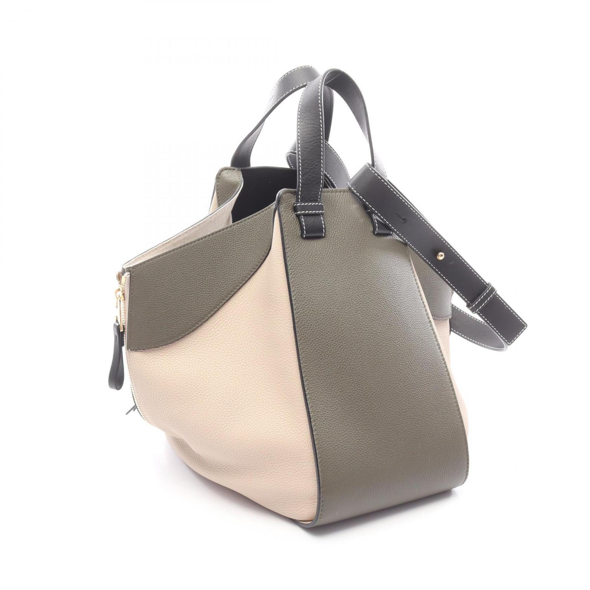 Loewe Beige Khaki Leather Handbag (Pre-Owned)