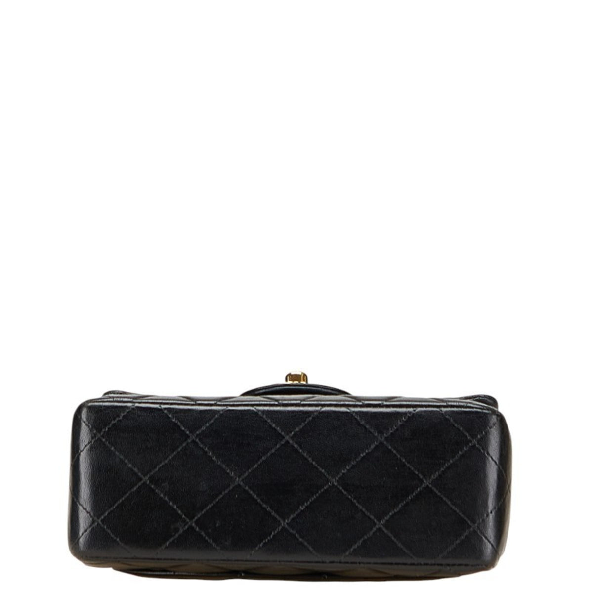 Chanel Matelasse Black Leather Shoulder Bag (Pre-Owned)