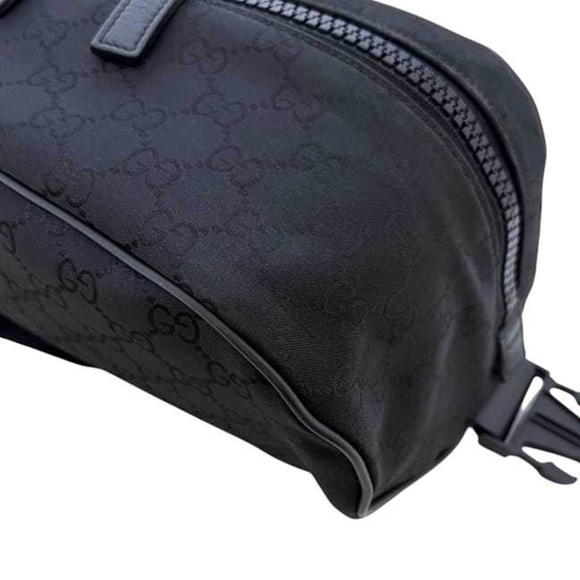 Gucci Black Nylon Fanny Pack Sling Bag (Pre-Owned)