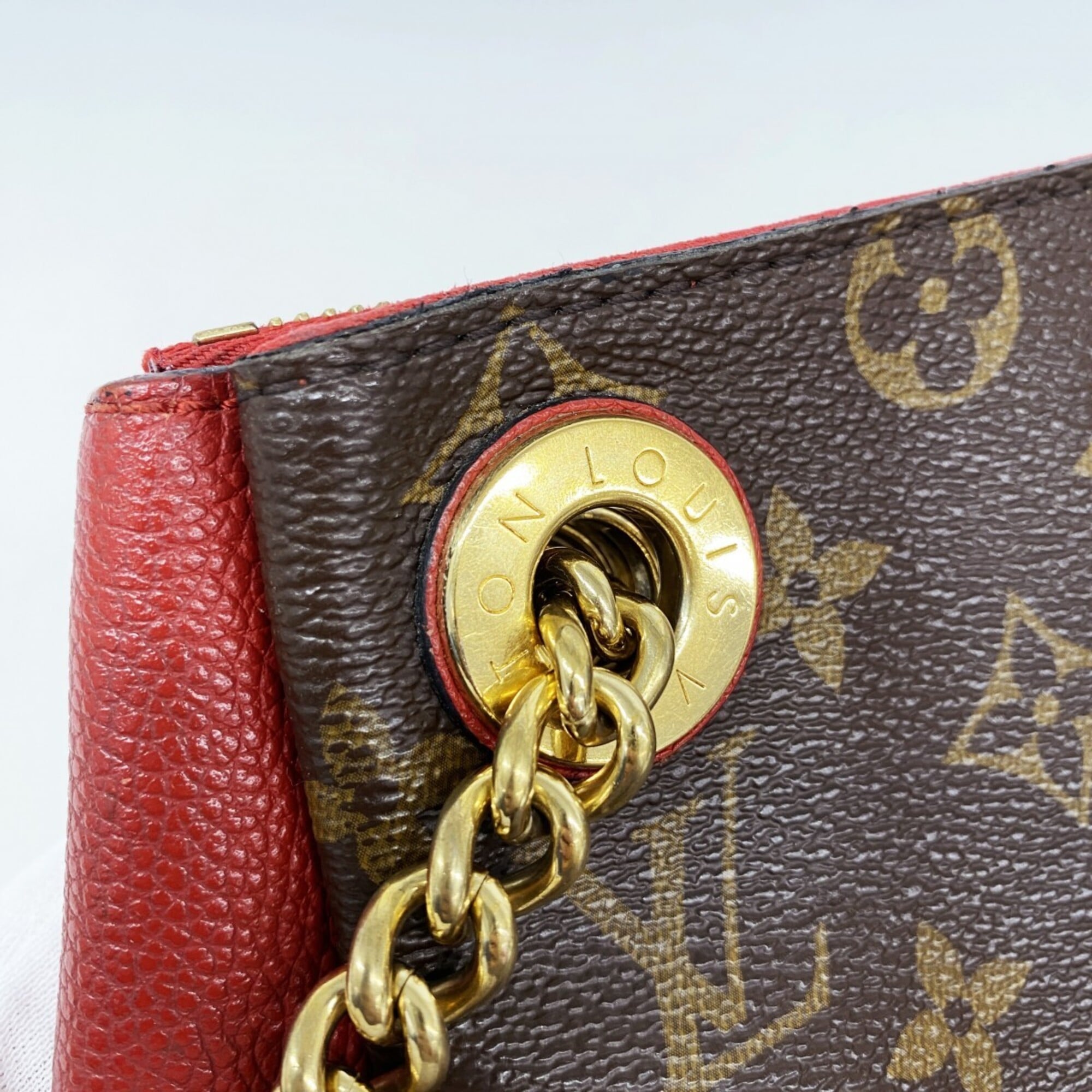 Louis Vuitton Cerise Shoulder Bag (Pre-Owned)