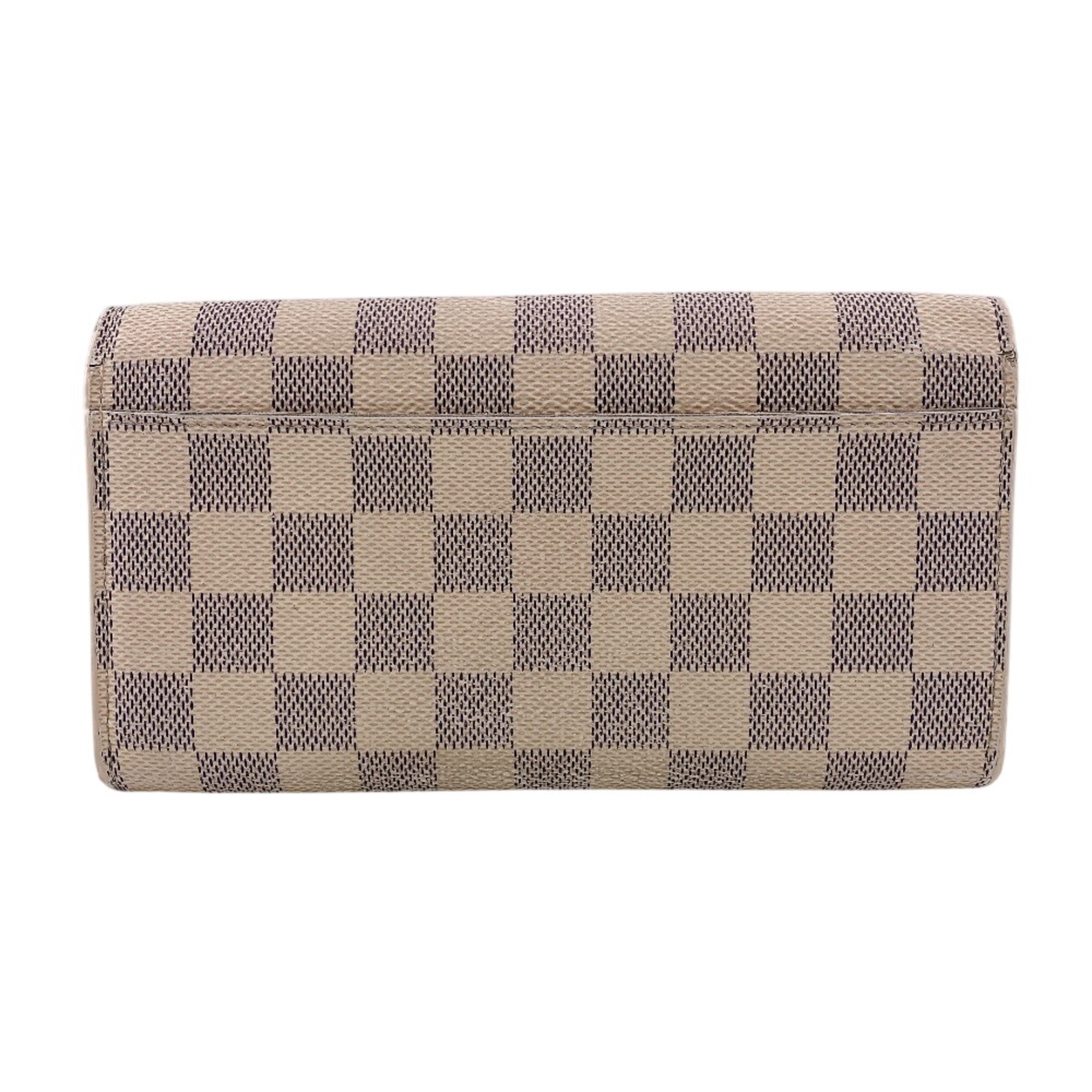 Louis Vuitton White Leather (Pre-Owned)