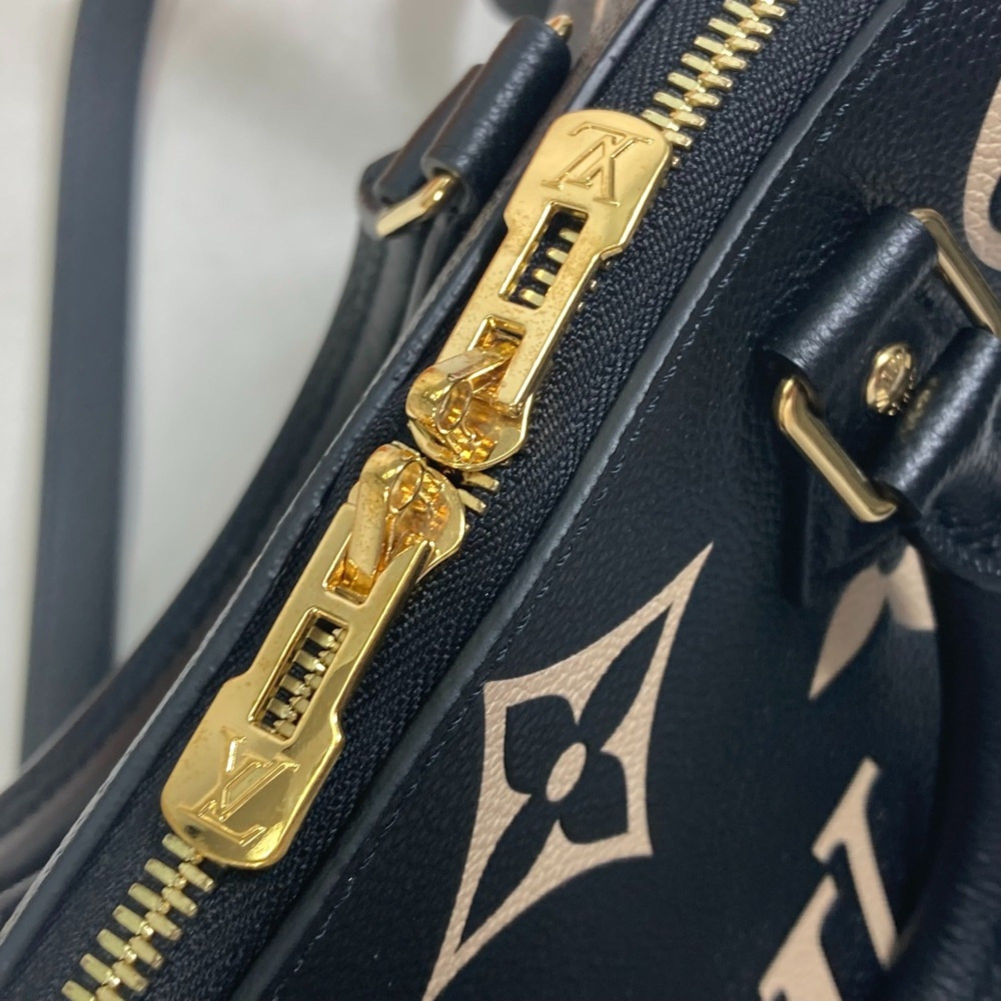 Louis Vuitton Black Monogram Empreinte Boston Bag Handbag Shoulder Bag (Pre-Owned)