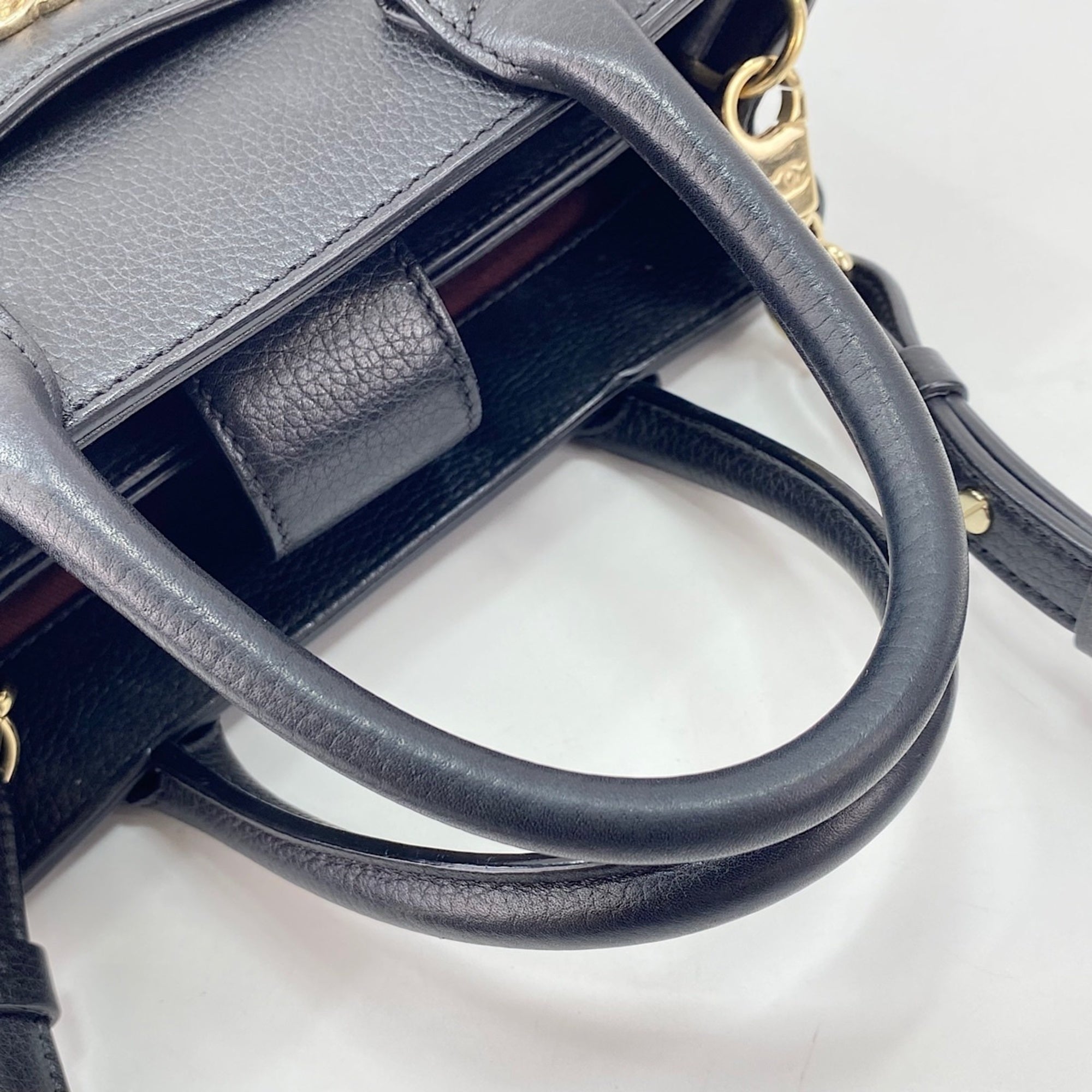Chanel Black Handbag (Pre-Owned)