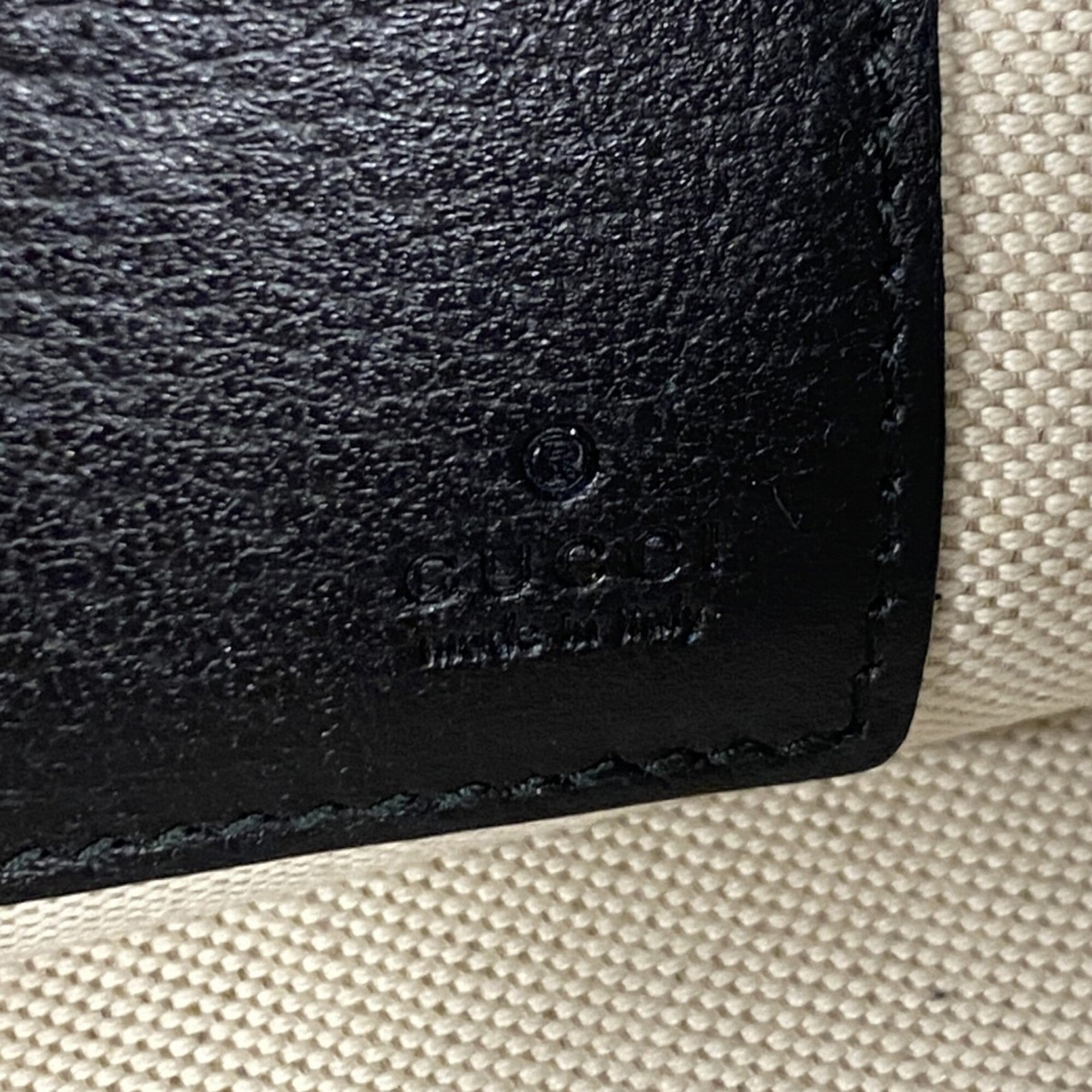 Gucci Black Leather Clutch Bag (Pre-Owned)