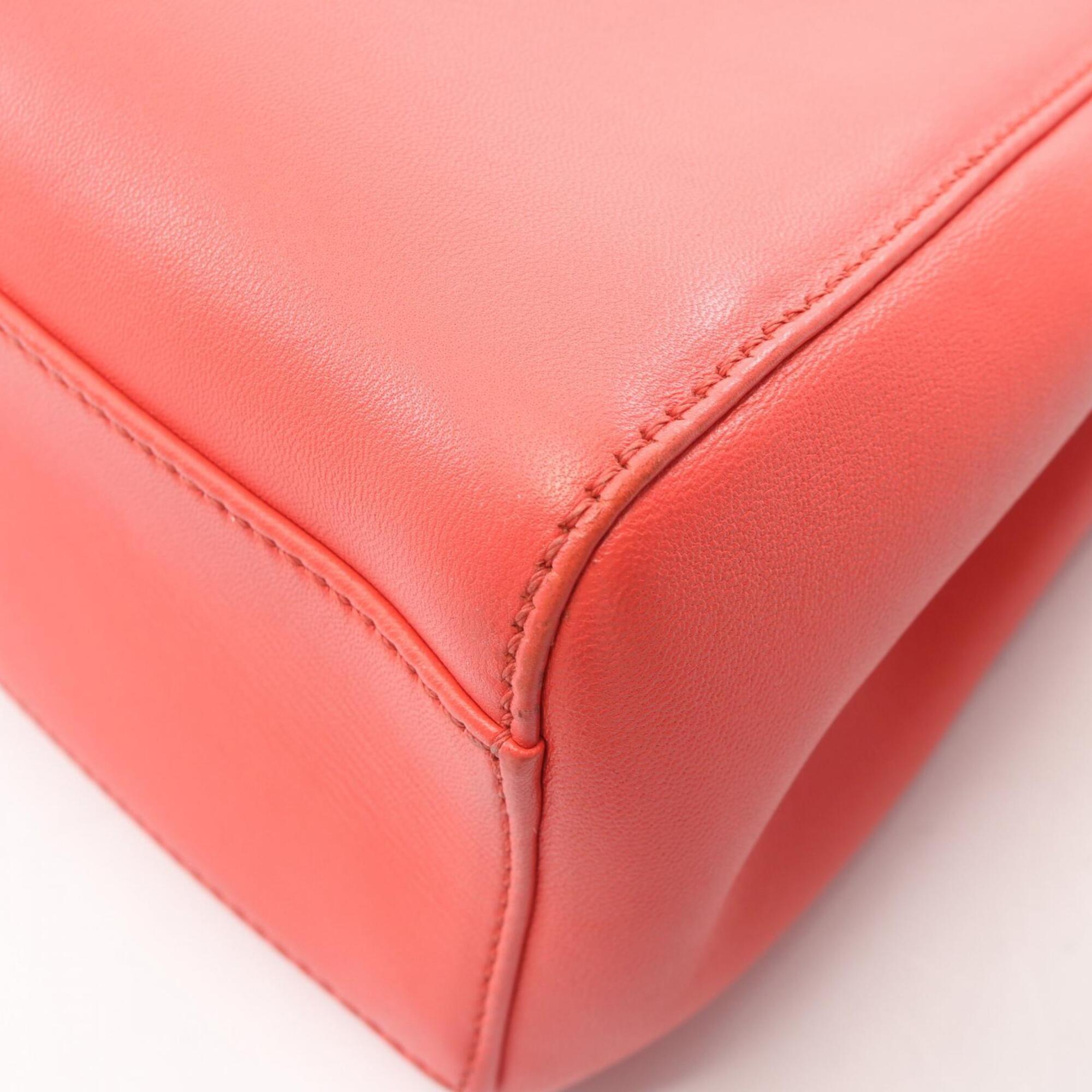 Fendi Pink Leather Handbag (Pre-Owned)