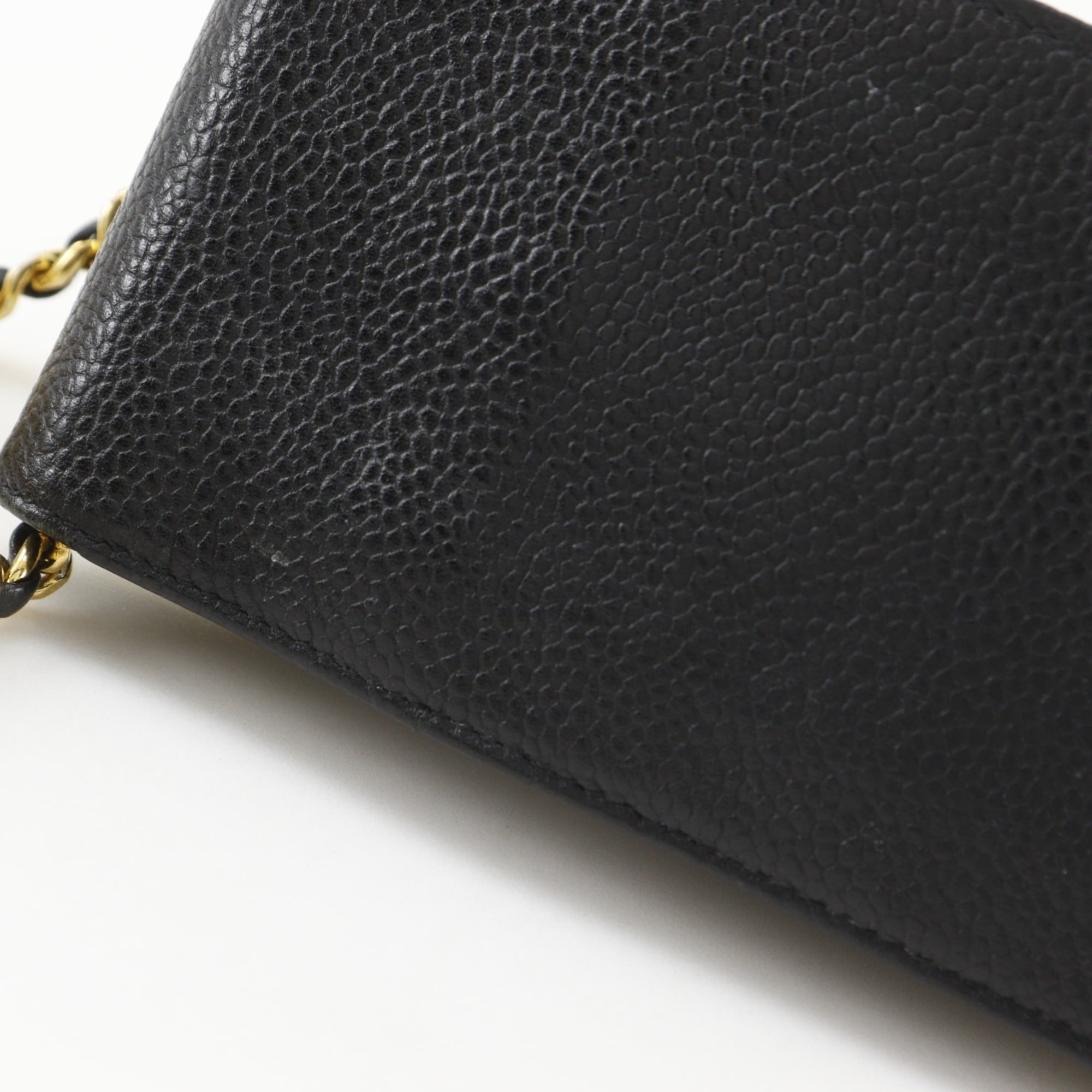 Chanel Black Grained Calfskin Pochette Shoulder Bag (Pre-Owned)