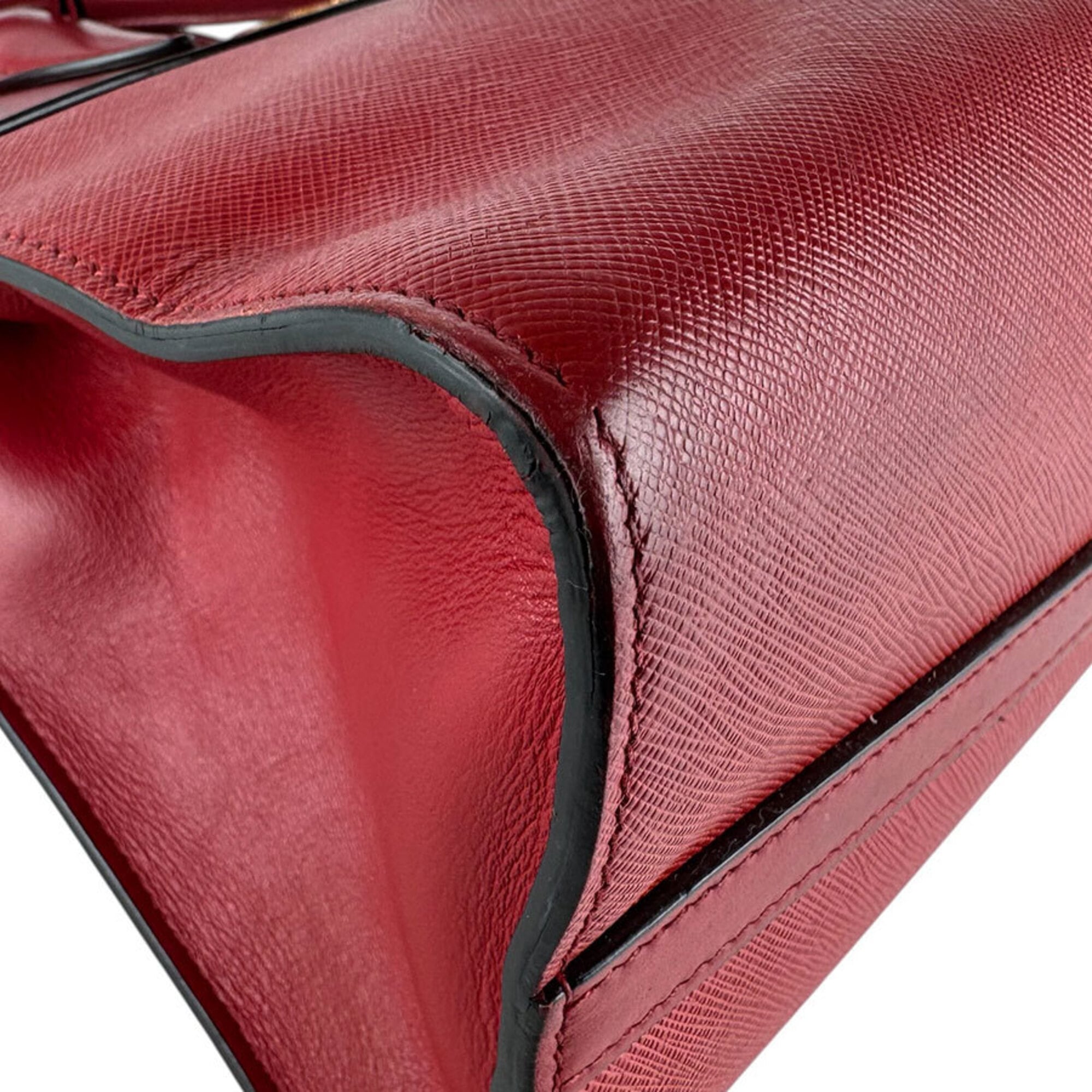 Prada Red Color Leather Handbag Shoulder Bag (Pre-Owned)