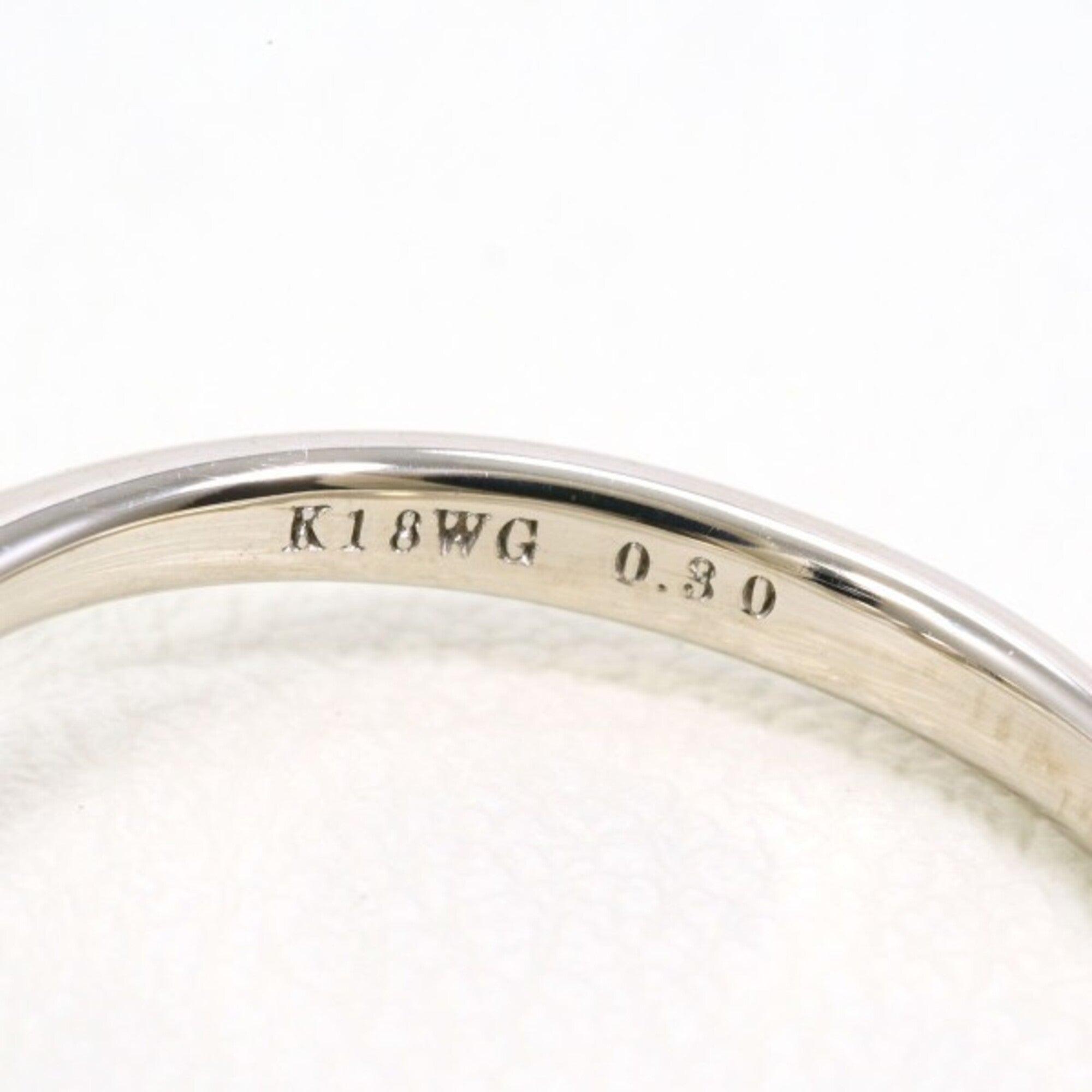 Unbranded White Gold White Gold (18K) Band Ring (Pre-Owned)