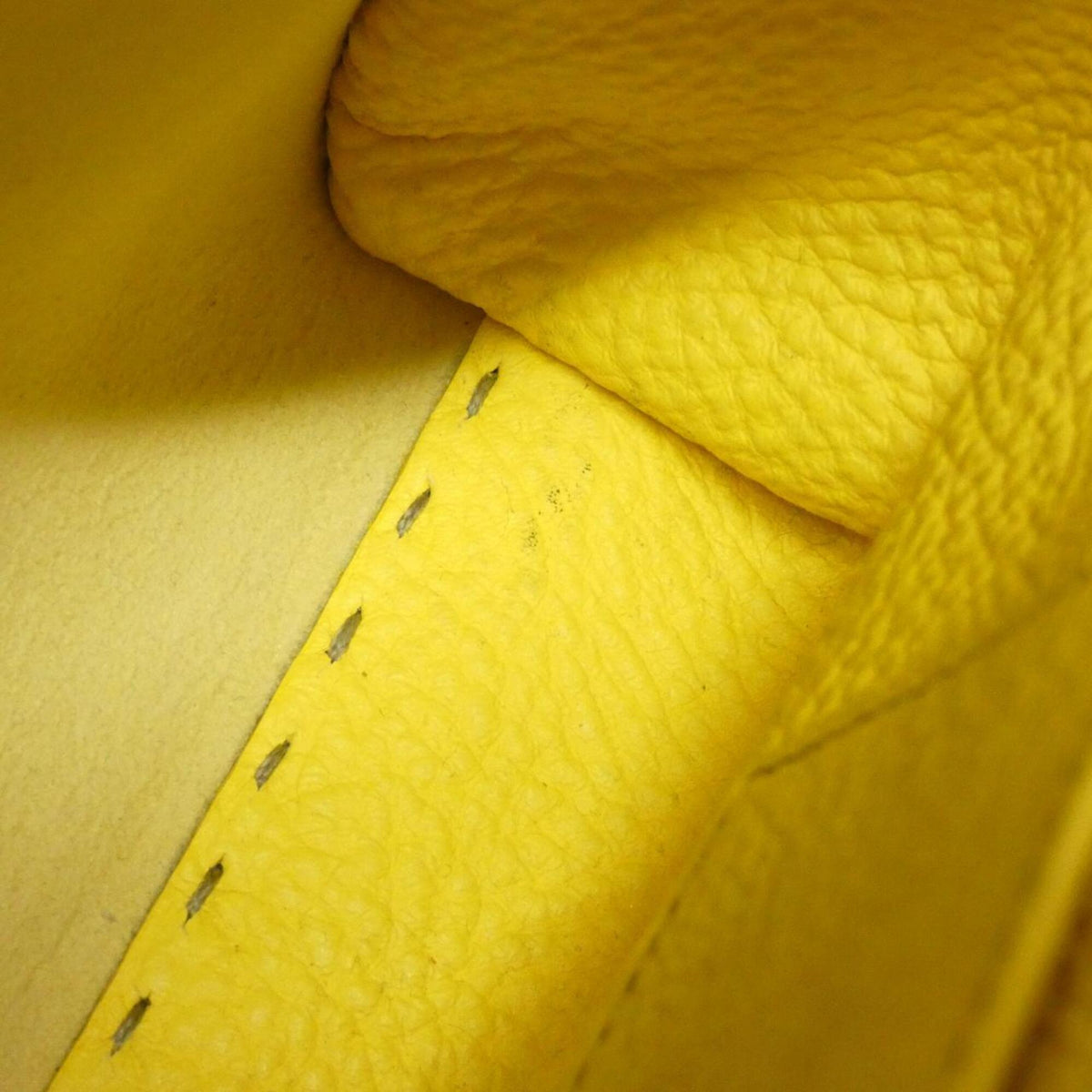 Fendi Selleria Yellow Leather Handbag (Pre-Owned)