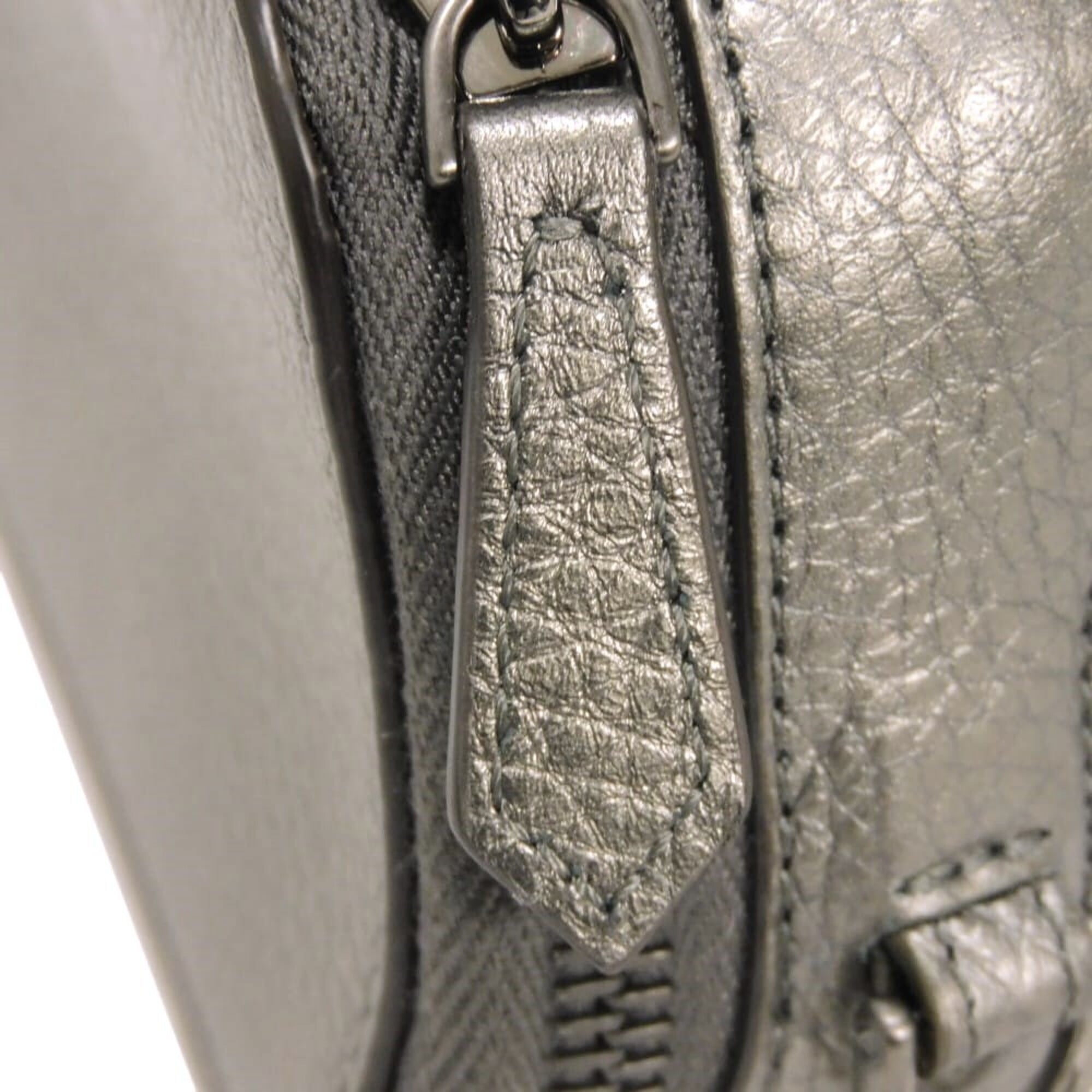 Fendi Gunmetal Shoulder Bag (Pre-Owned)
