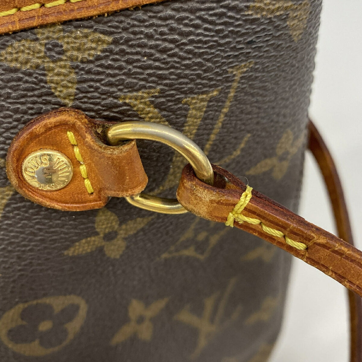 Louis Vuitton Brown Tote Bag (Pre-Owned)