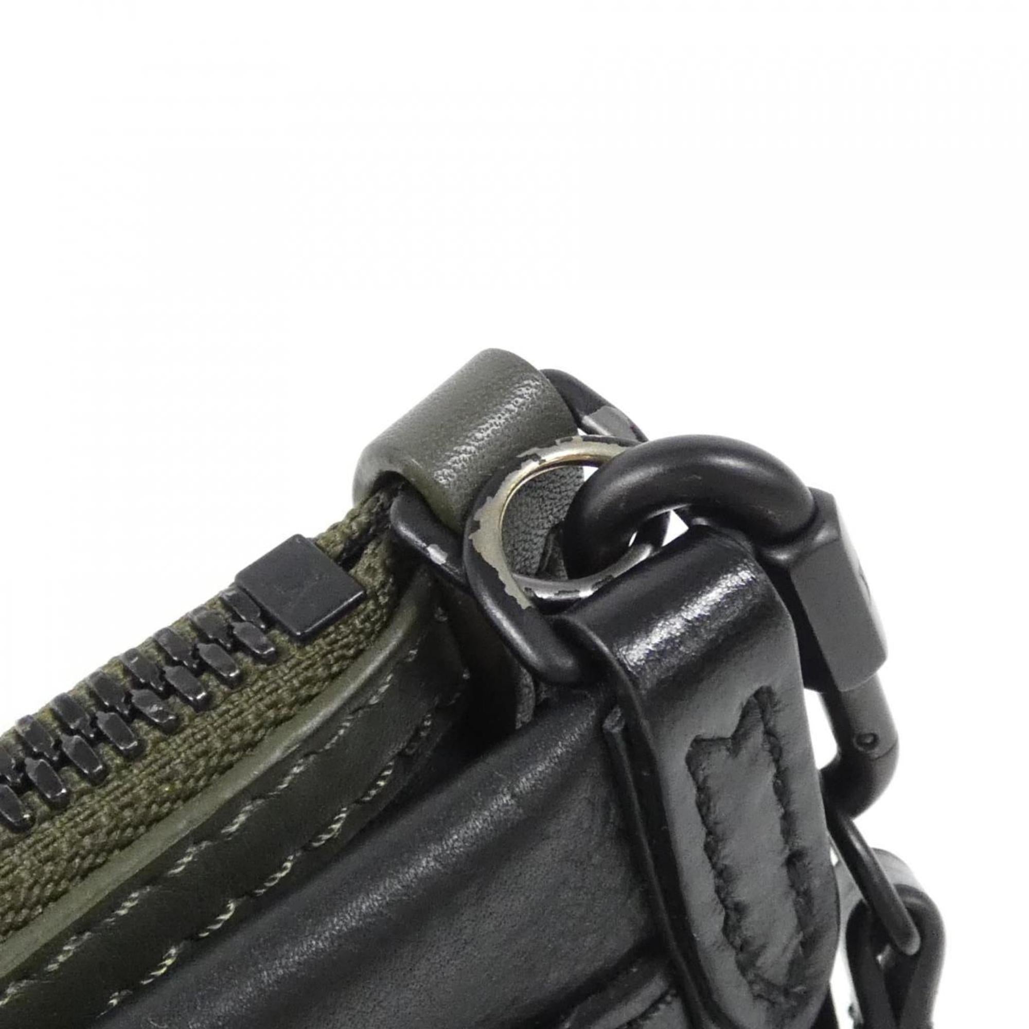 Louis Vuitton Black Khaki Leather Shoulder Bag (Pre-Owned)