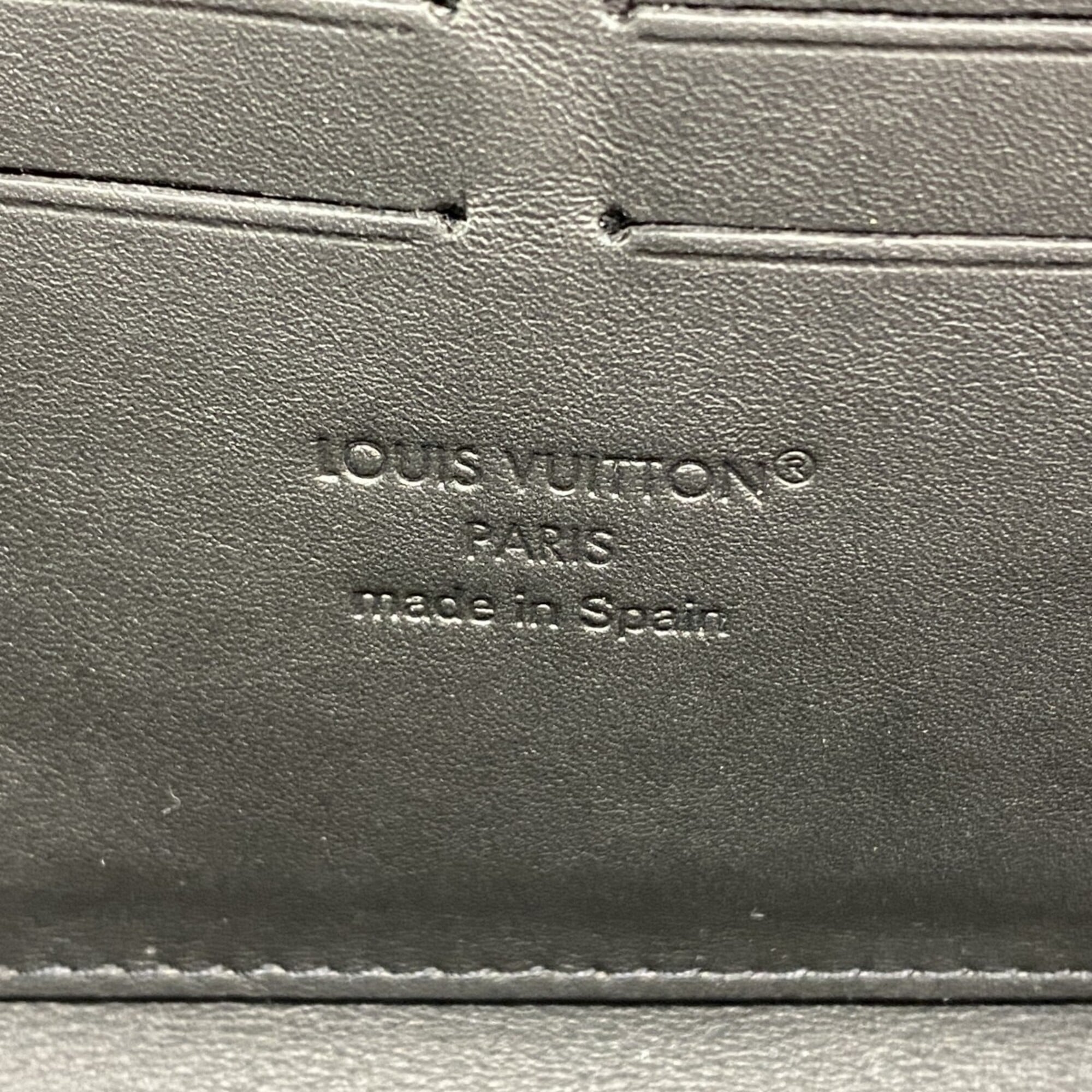 Louis Vuitton Black Long Wallet (Bi-Fold) (Pre-Owned)