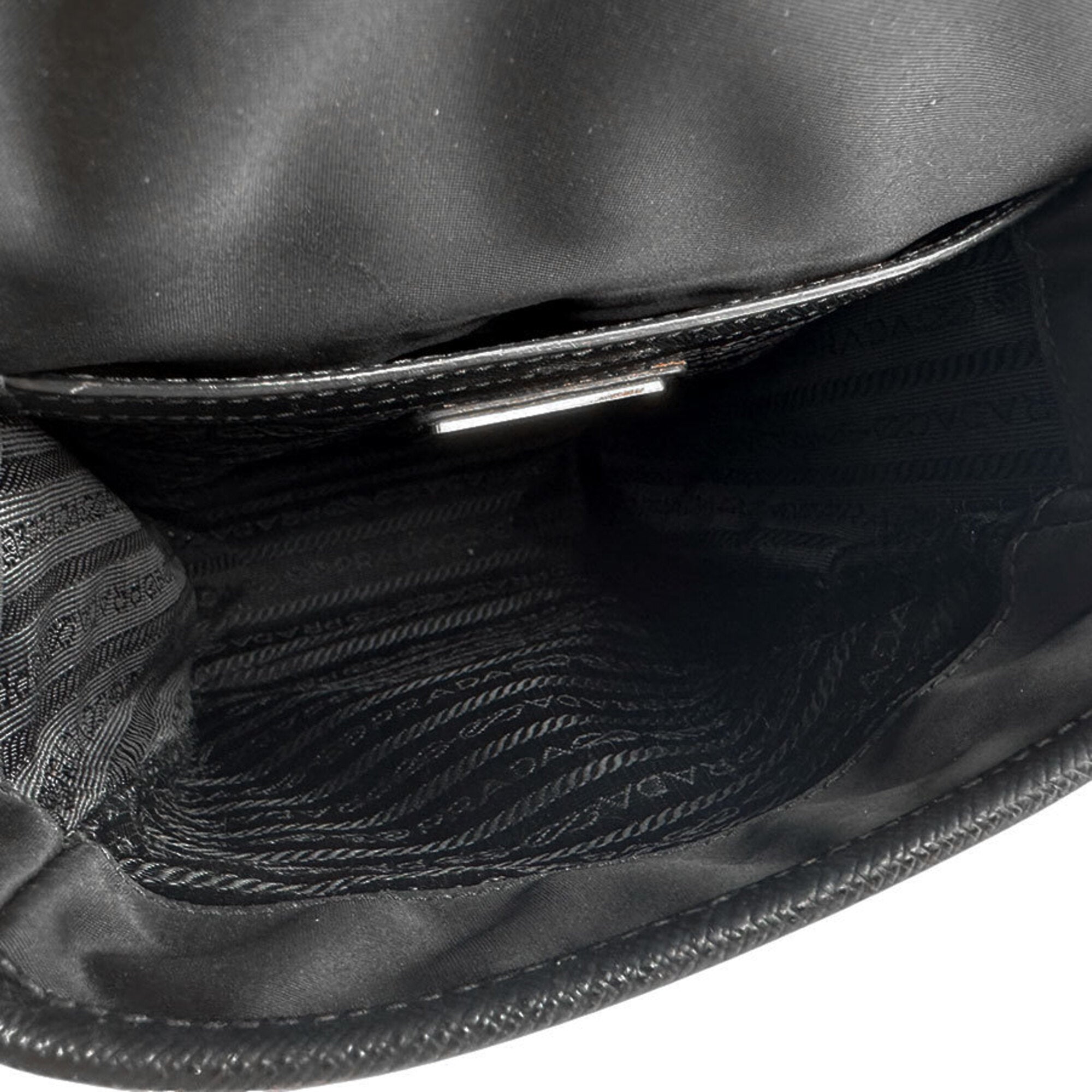 Prada Black Nylon Shoulder Bag (Pre-Owned)