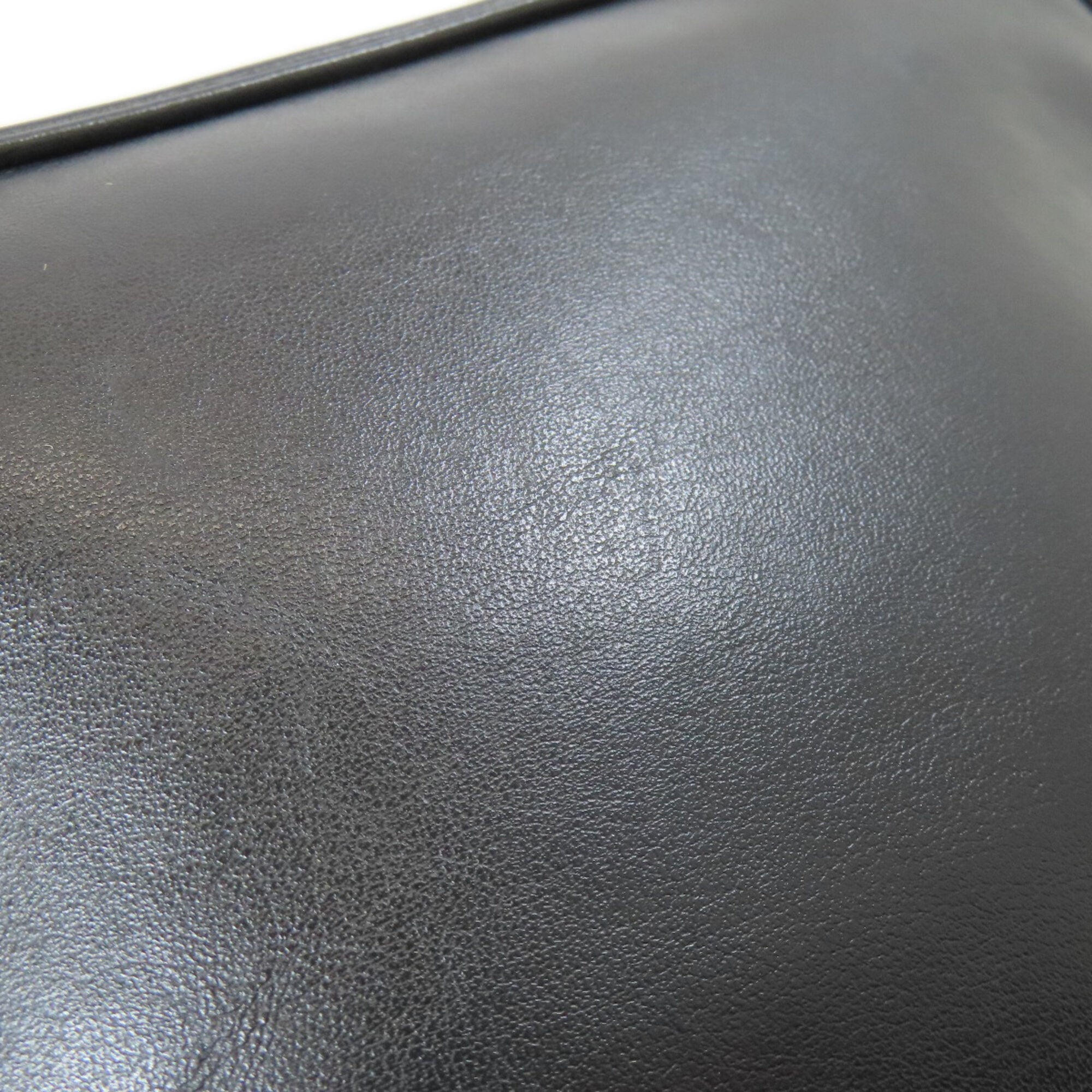 Prada Black Leather Shoulder Bag (Pre-Owned)