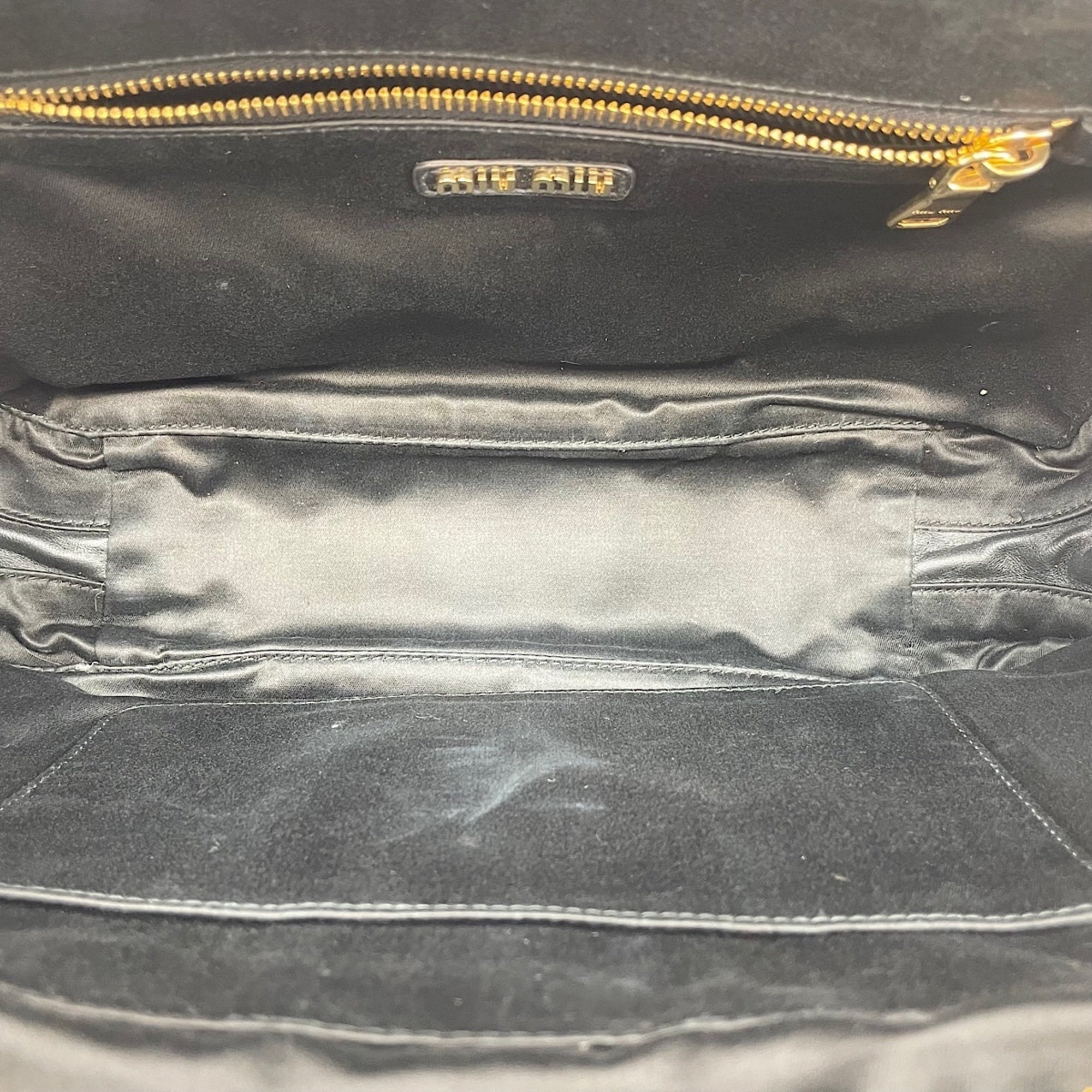 Miu Miu Matelasse Black Handbag (Pre-Owned)