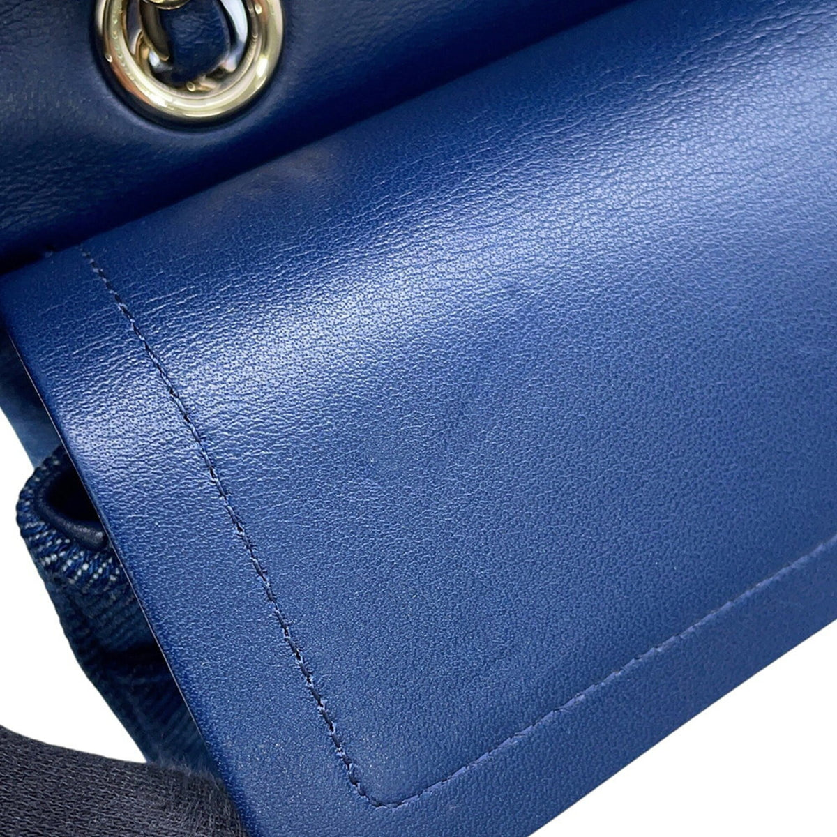Chanel Blue Champagne Gold Denim Handbag Shoulder Bag (Pre-Owned)