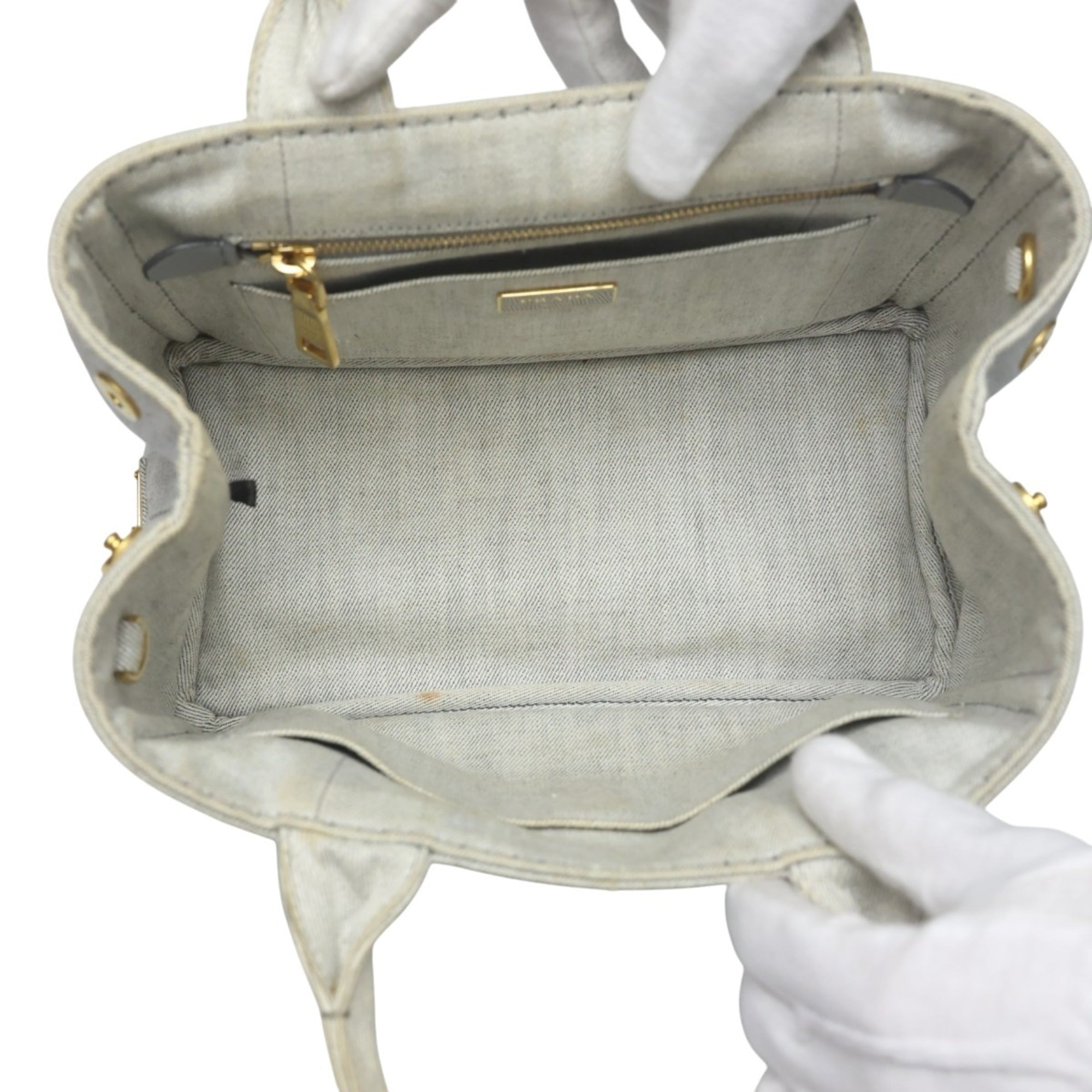 Prada White Canvas Tote Bag (Pre-Owned)