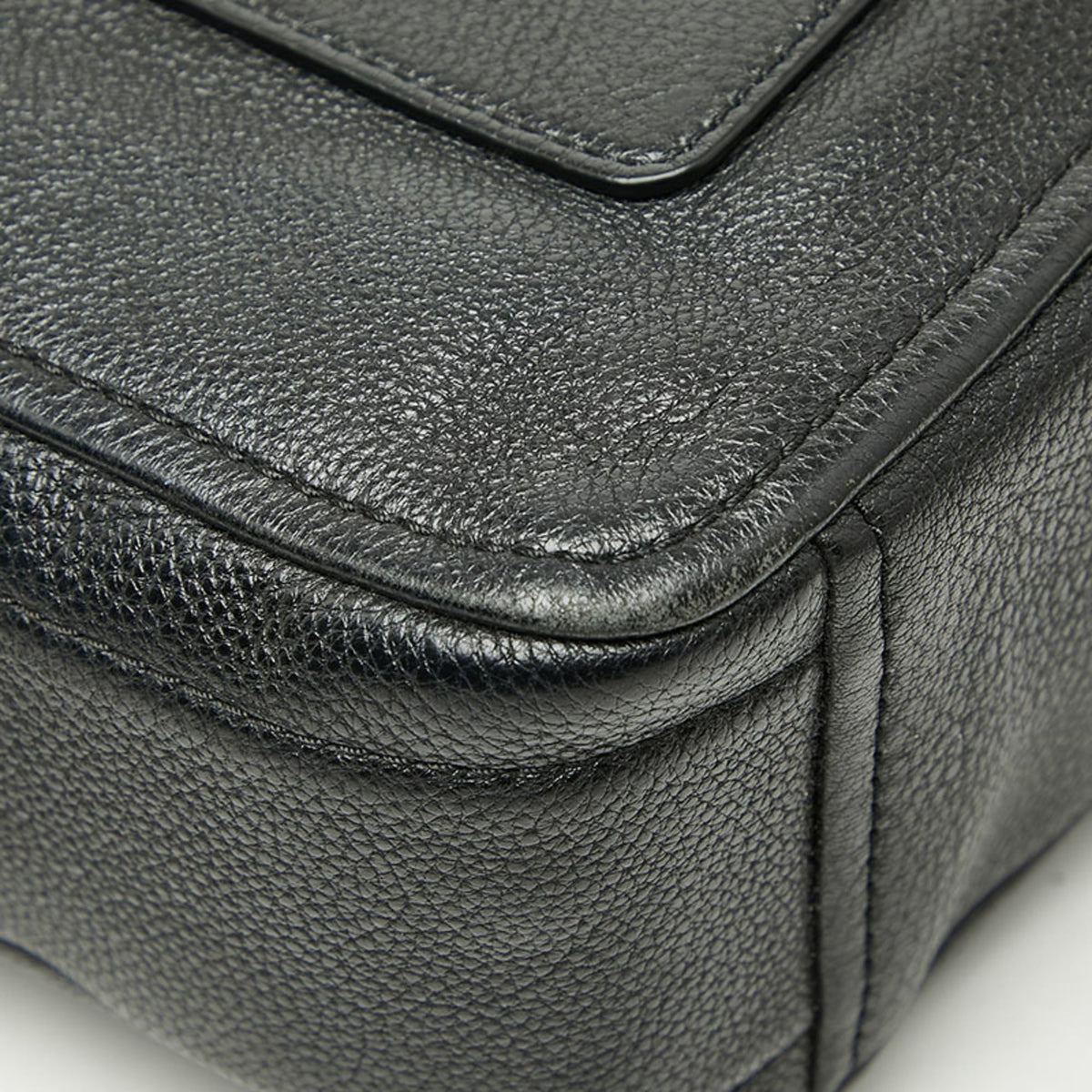 Marc Jacobs Black Leather Shoulder Bag (Pre-Owned)