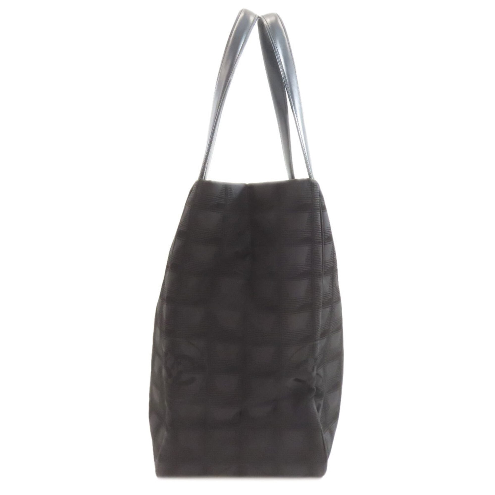 Chanel New Travel Line Black Nylon Jacquard Tote Bag (Pre-Owned)