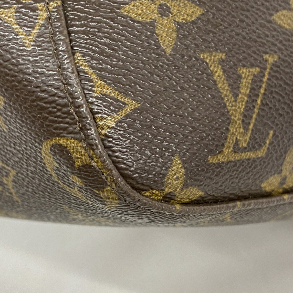 Louis Vuitton Brown Shoulder Bag (Pre-Owned)