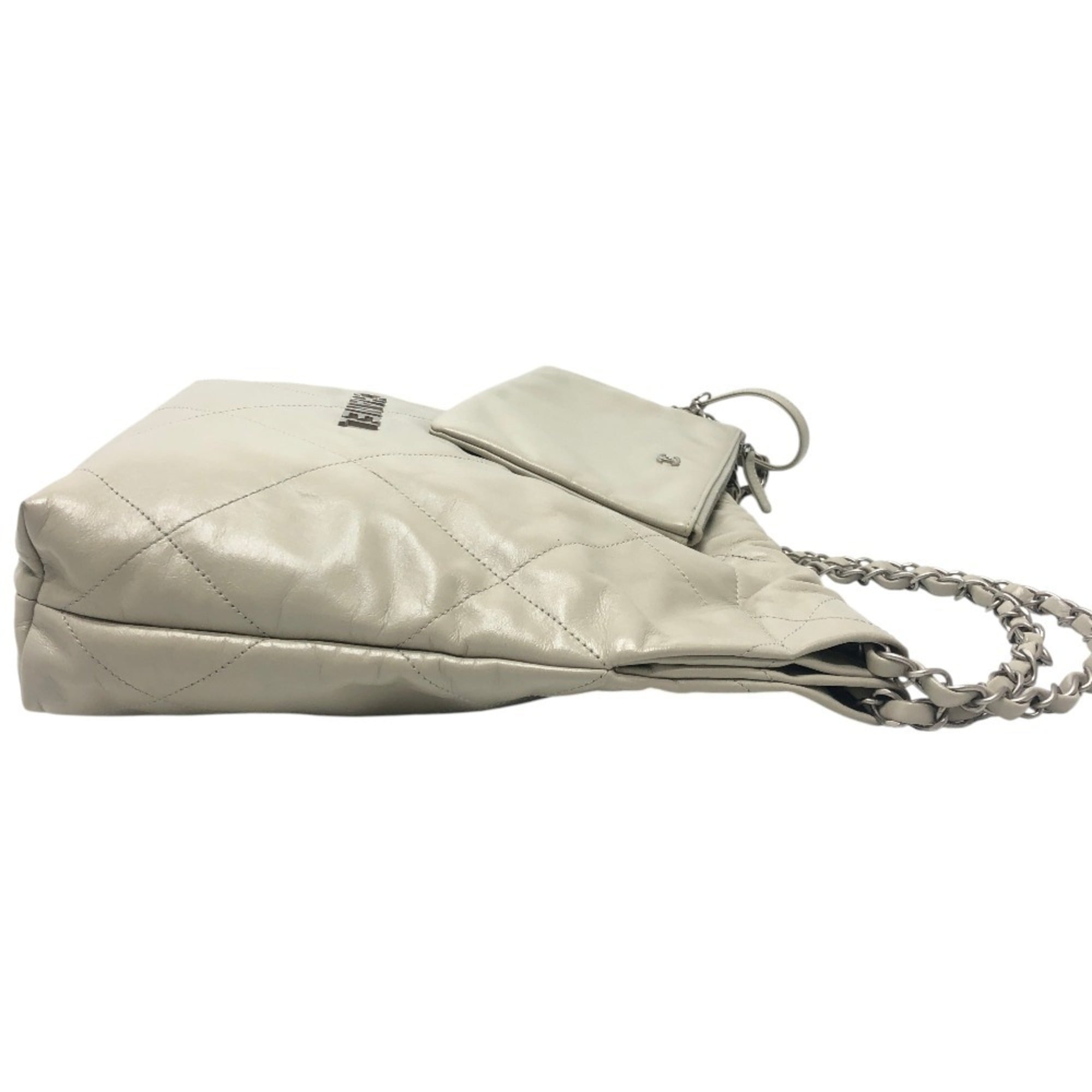 Chanel Gray Leather Shoulder Bag (Pre-Owned)